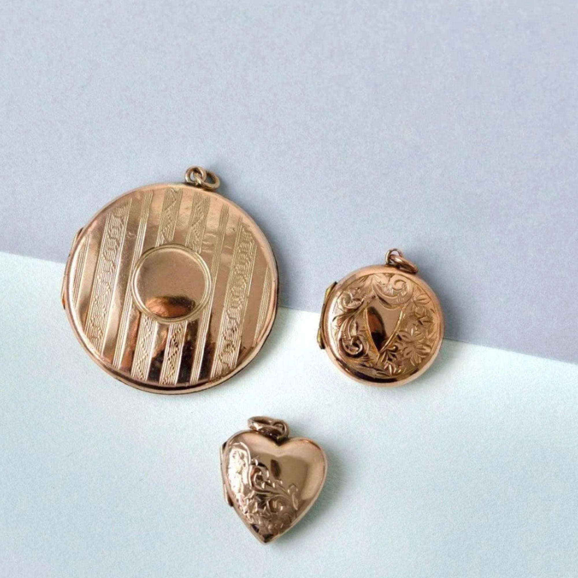  Antique Victorien 9ct Gold Rose Gold Locket Necklace Pour femmes 