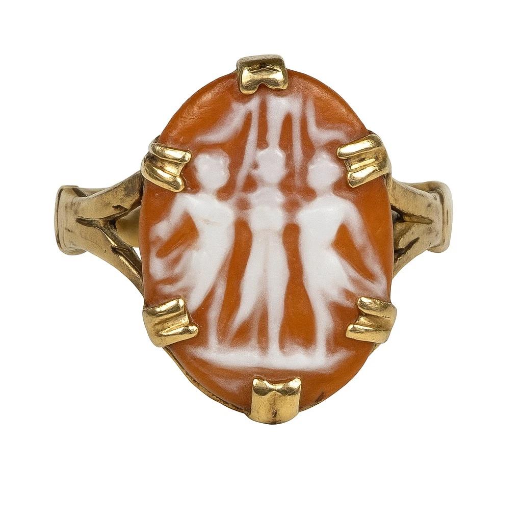 Romantico Antico anello vittoriano in oro 9ct con cammeo delle Tre Grazie in vendita