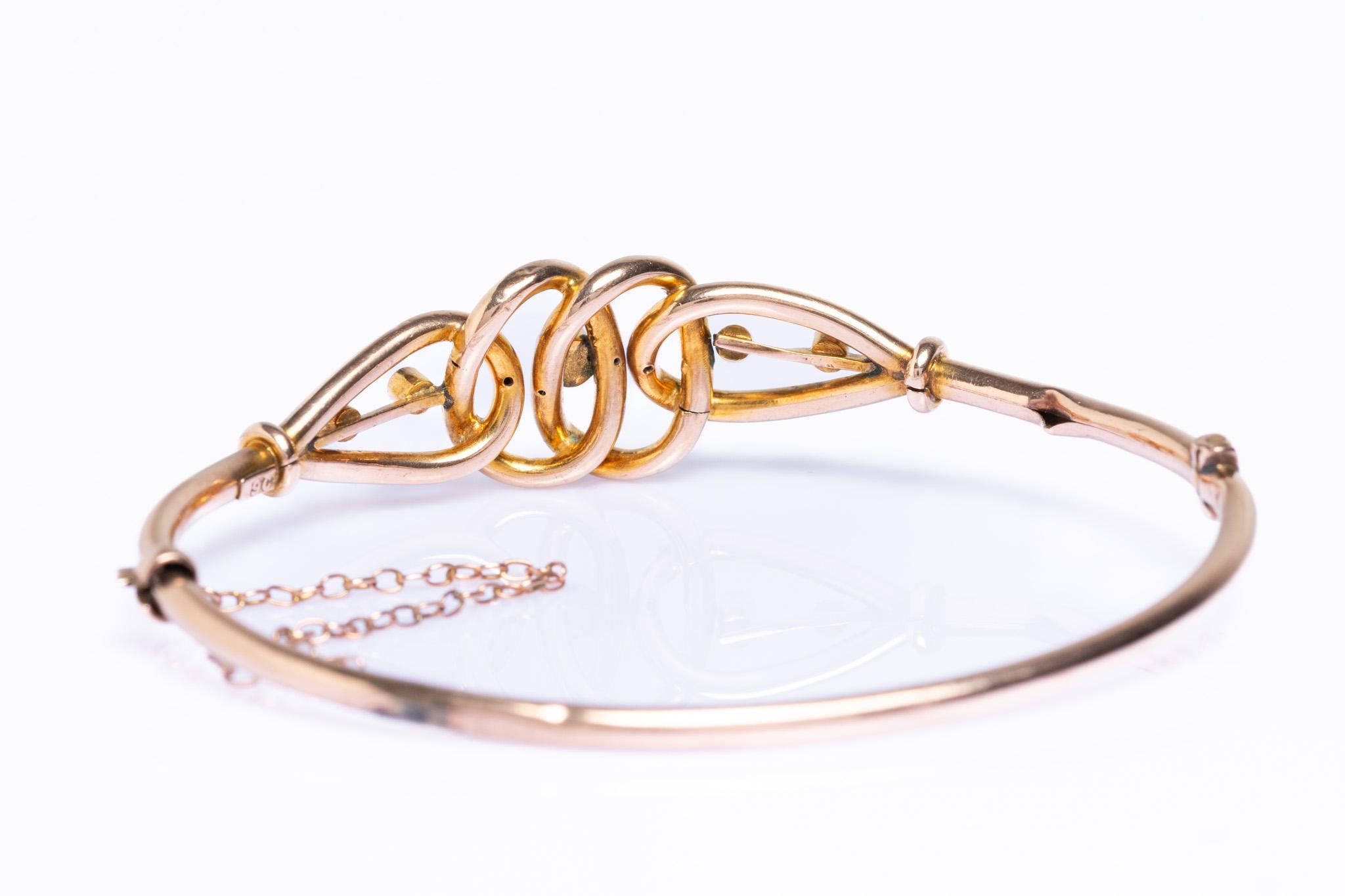 Antique Victorian 9ct Gold Turquoise and Pearl Bangle Bracelet Victoriano en venta