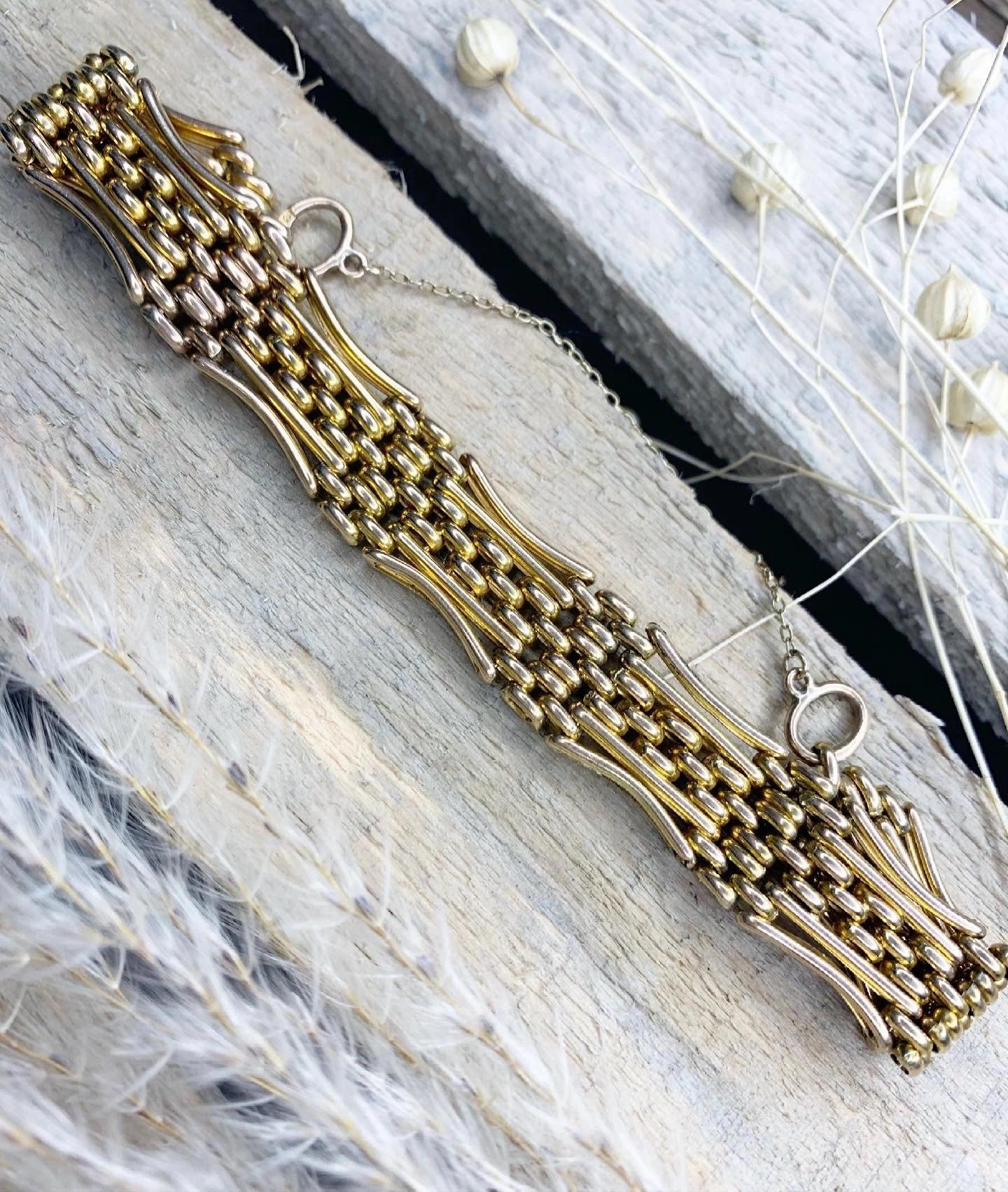 Women's or Men's Antique Victorian 9ct Rose Gold Gate Bracelet