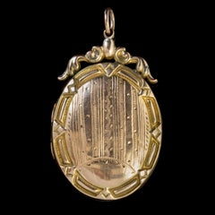 Antique Victorian 9 Carat Yellow Gold Locket, circa 1880