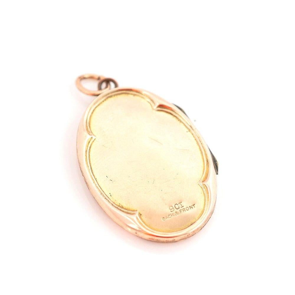 Antique Victorian 9ct Yellow Gold Oval Locket Necklace For Sale 3