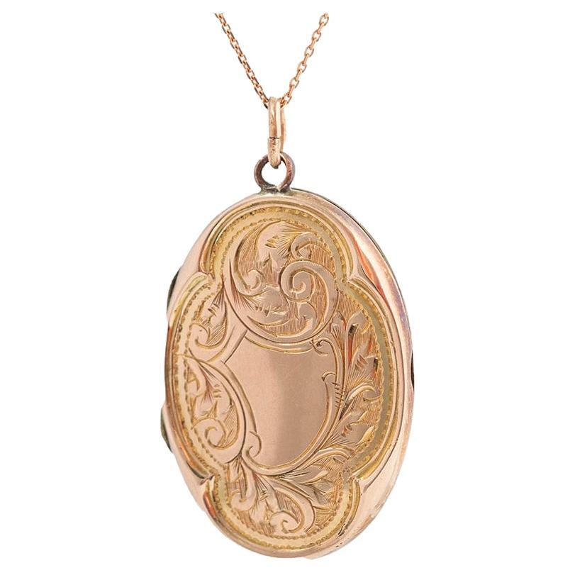 Antique Victorian 9ct Yellow Gold Oval Locket Necklace For Sale