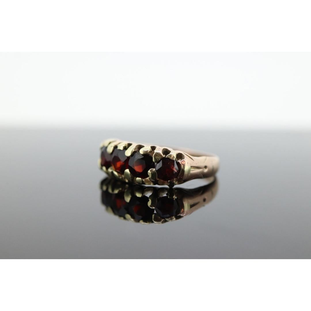Round Cut Antique Victorian 9k 375 Garnet Cluster ring. 9k Yellow Gold UK Chester 1905. For Sale