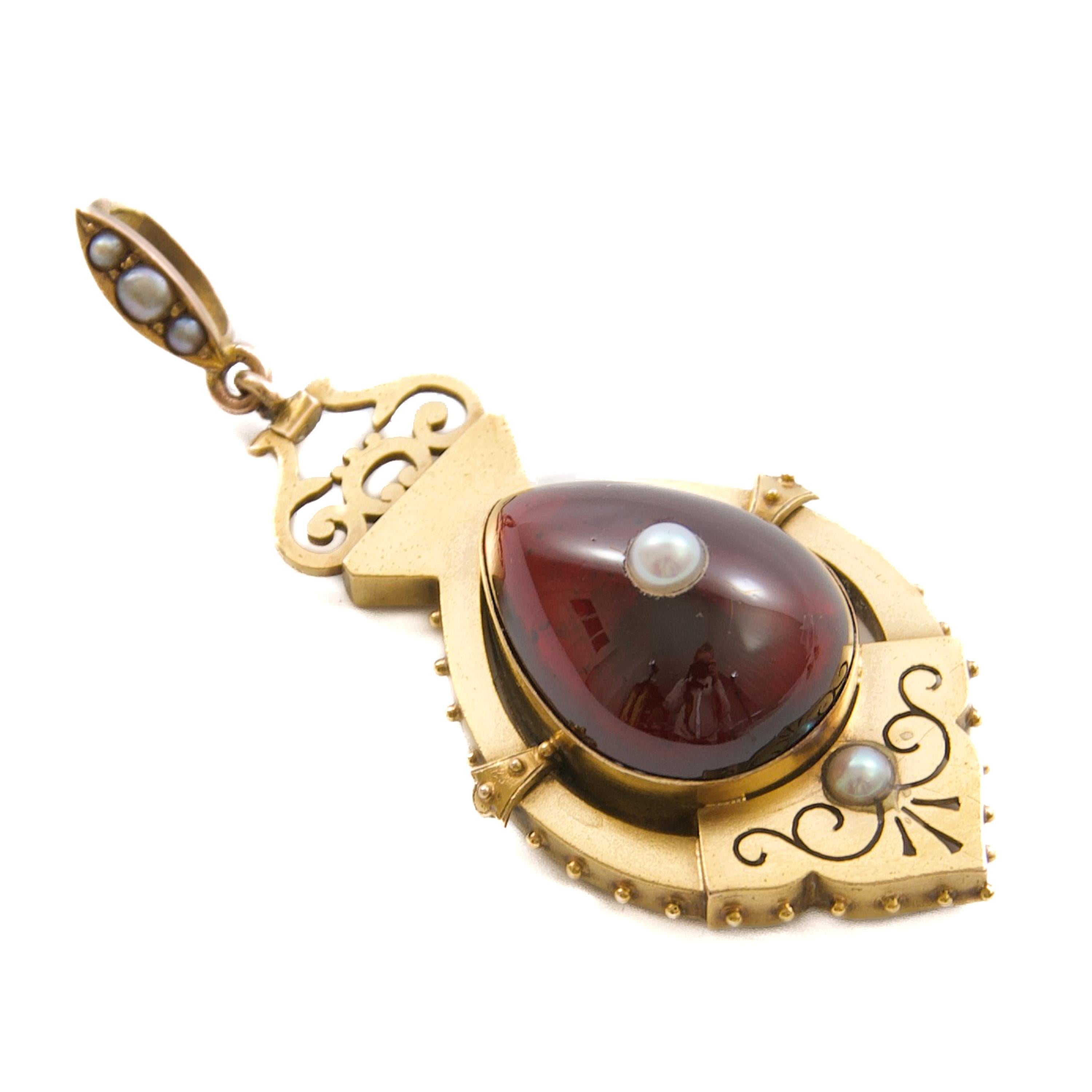 Antique Victorian 9K Gold Locket Pendant with Garnet and Seed Pearls, Circa 1870 For Sale 4