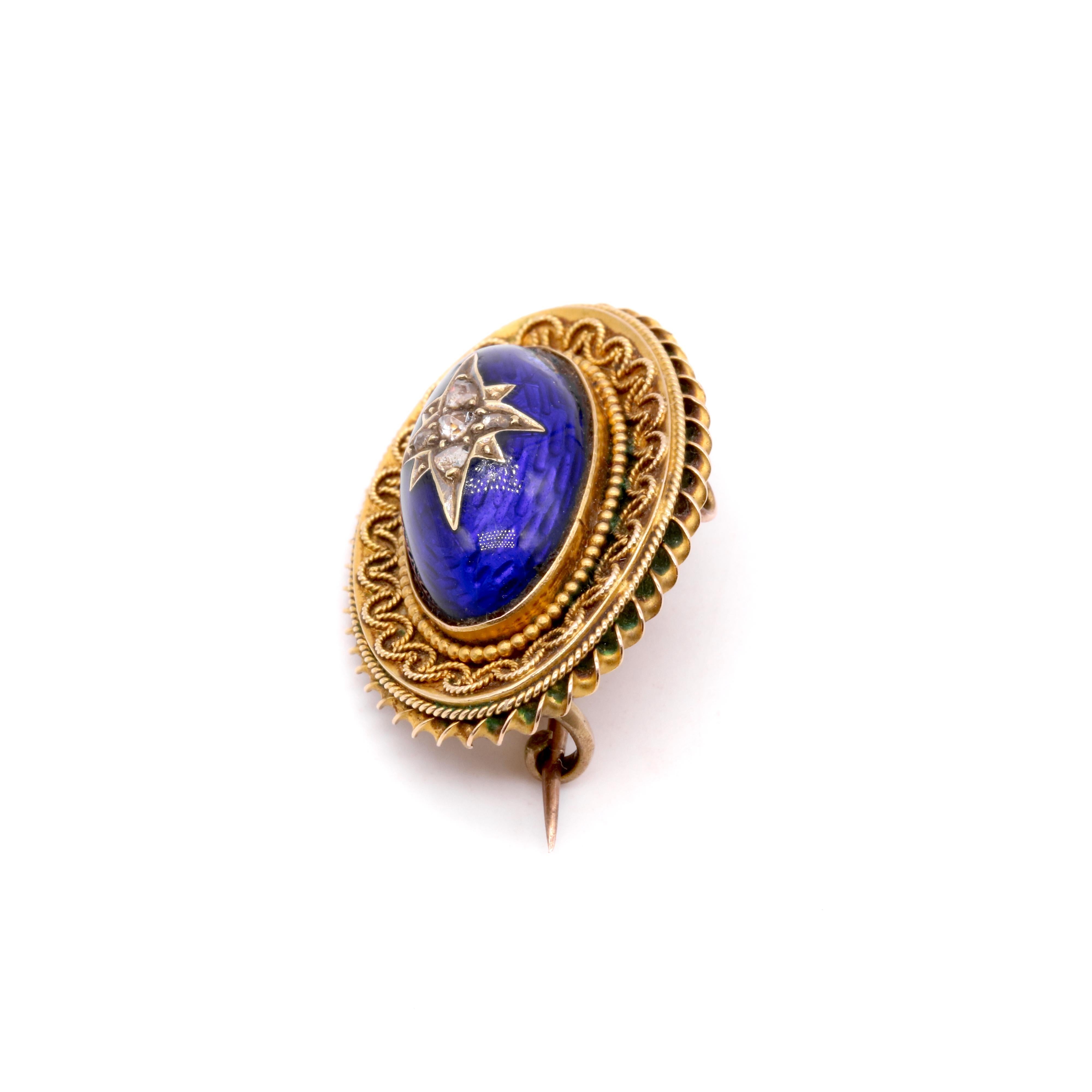 Broche victorienne ancienne de style néo-étrusque en or 9 carats, diamants taille rose et émail bleu Bon état - En vente à Staines-Upon-Thames, GB