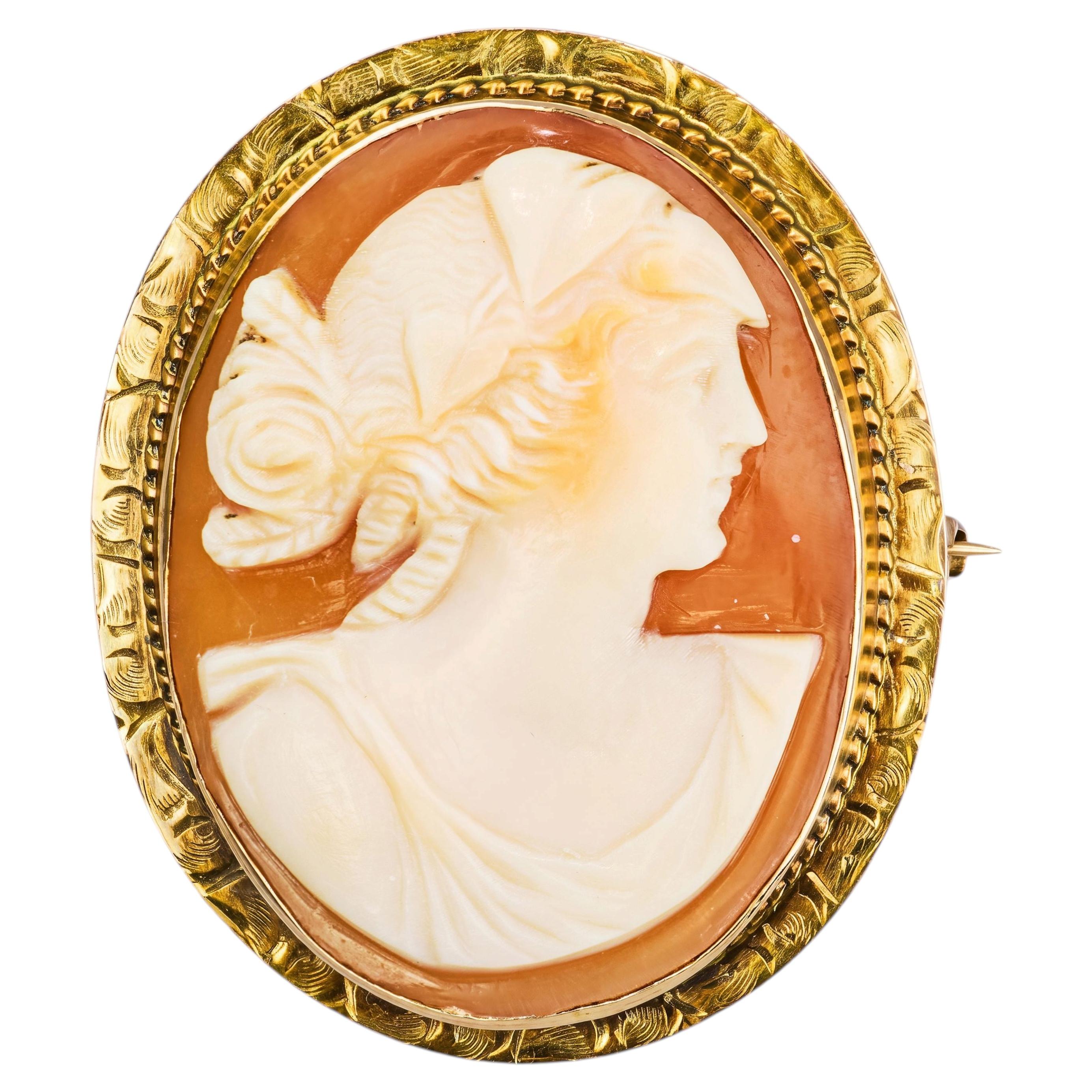 Antique Victorian 9k Yellow Gold Engraved Frame Cameo Brooch Pendant