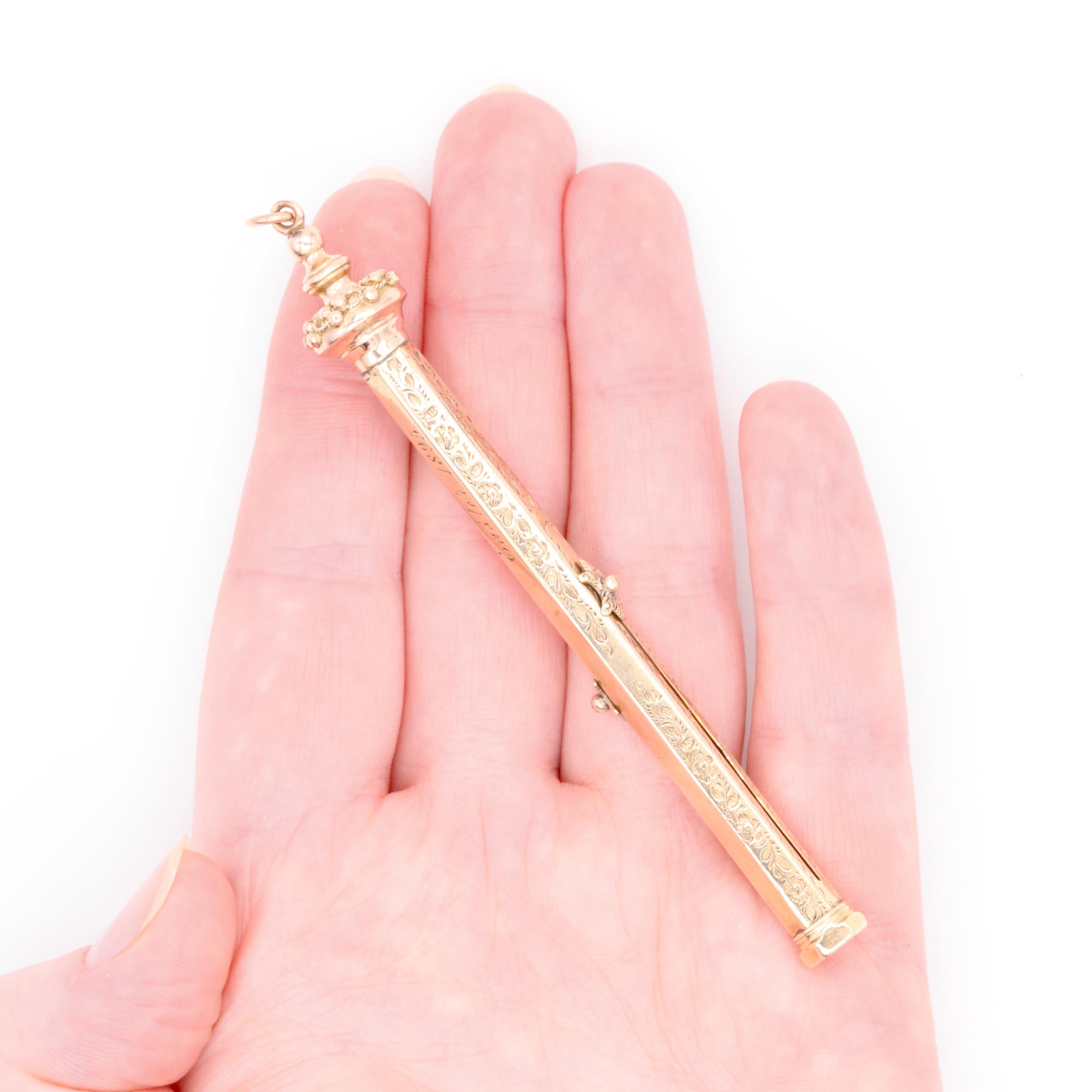 Lápiz de Propulsión y Pluma de Inmersión Antiguos Victorianos de Oro Amarillo de 9 K con Grabado Floral en venta 7