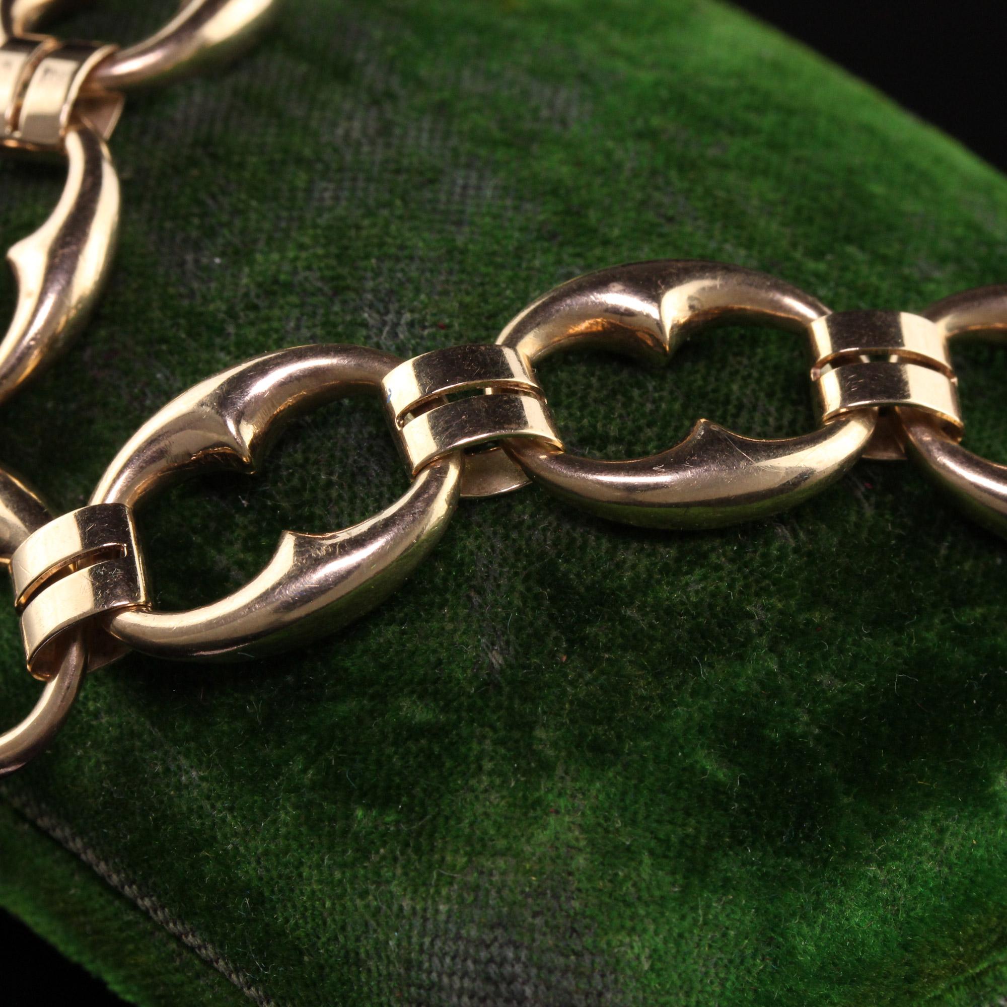 Victorien Bracelet victorien ancien en or jaune 9 carats à maillons complexes poinçonnés en vente