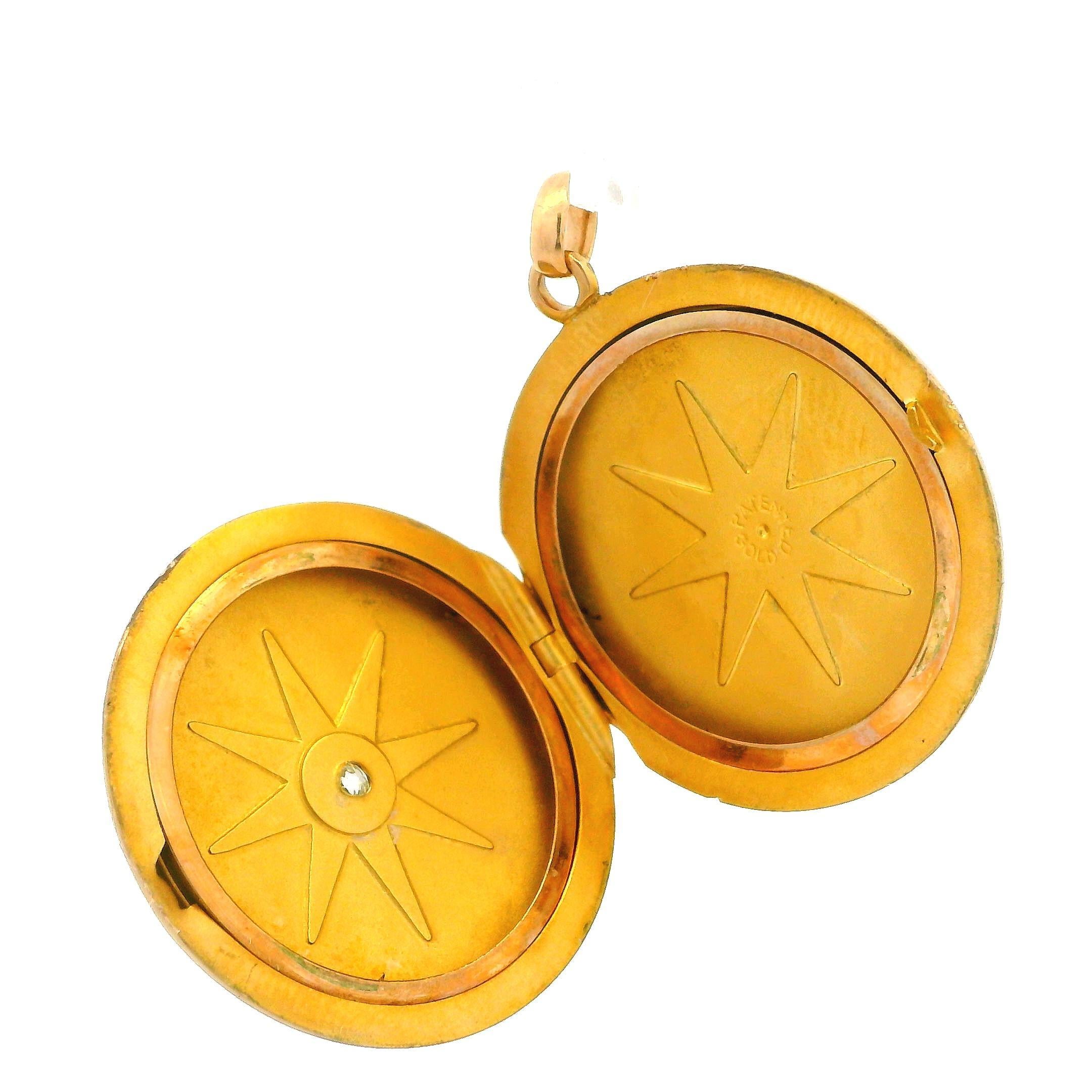 Antique Victorian 9k Yellow Gold Old Mine Diamond Open Locket Pendant In Good Condition In Montclair, NJ
