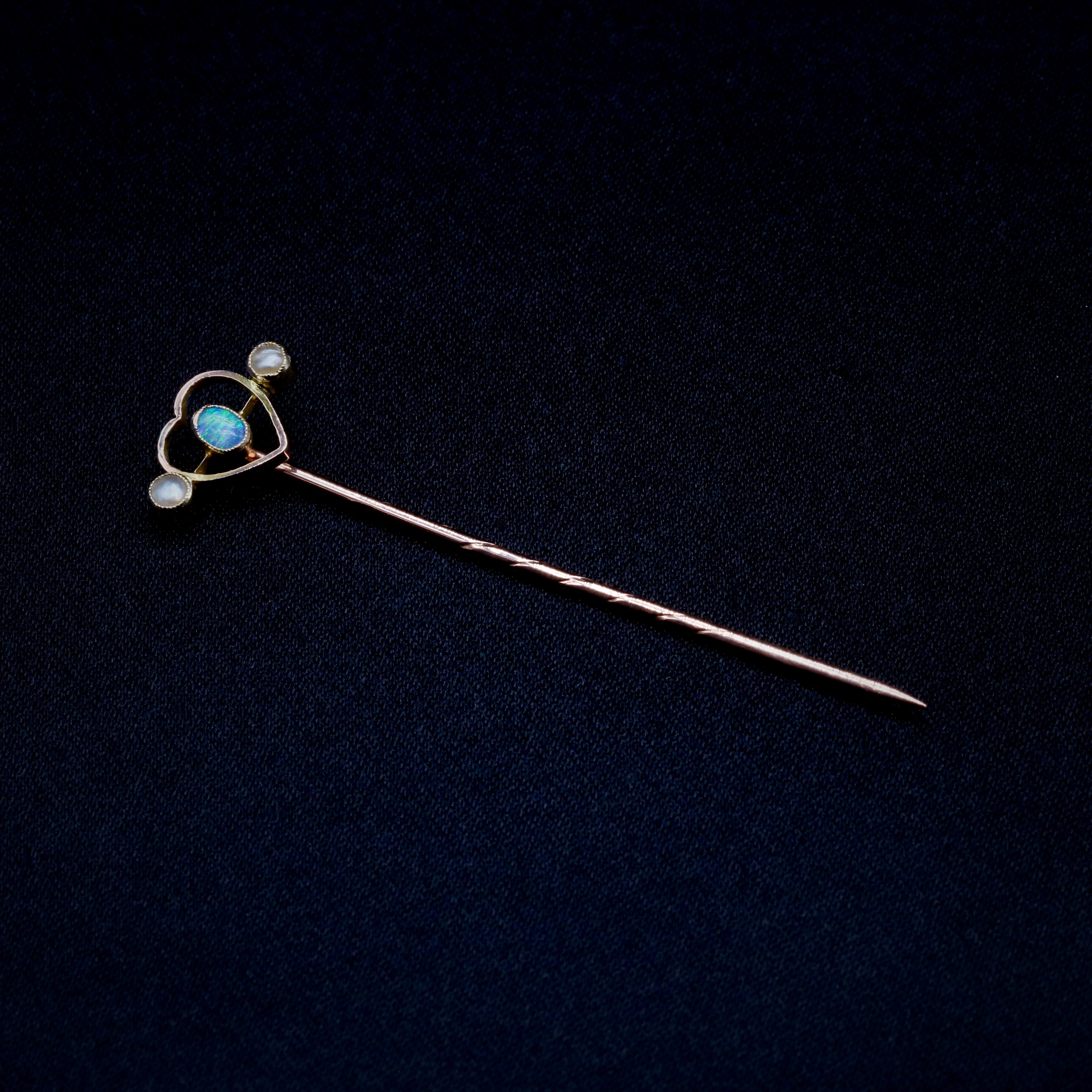 Edwardian Antique Victorian 9K Yellow Gold Opal and Pearl Heart Shaped Stick Pin For Sale