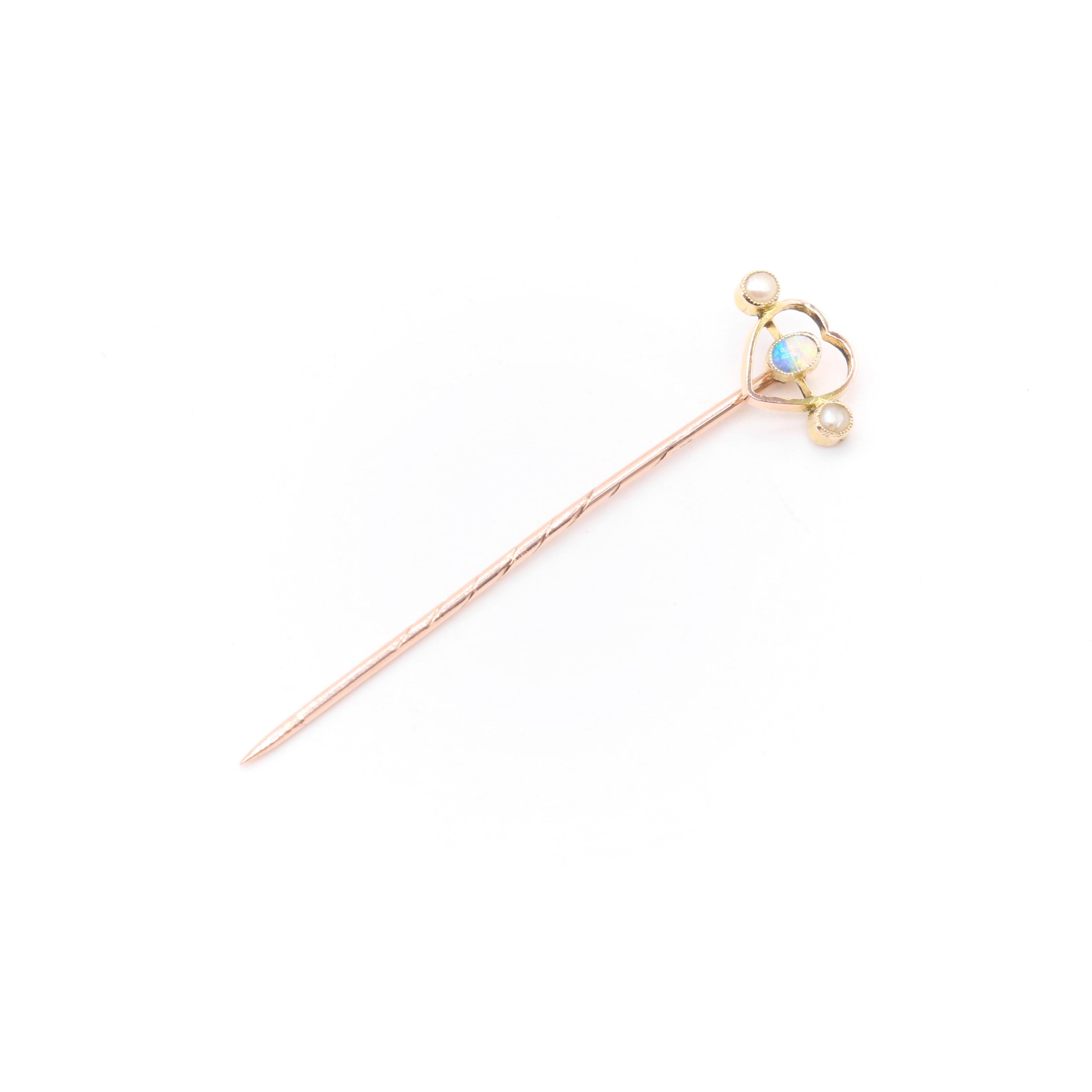 Antique Victorian 9K Yellow Gold Opal and Pearl Heart Shaped Stick Pin For Sale 1