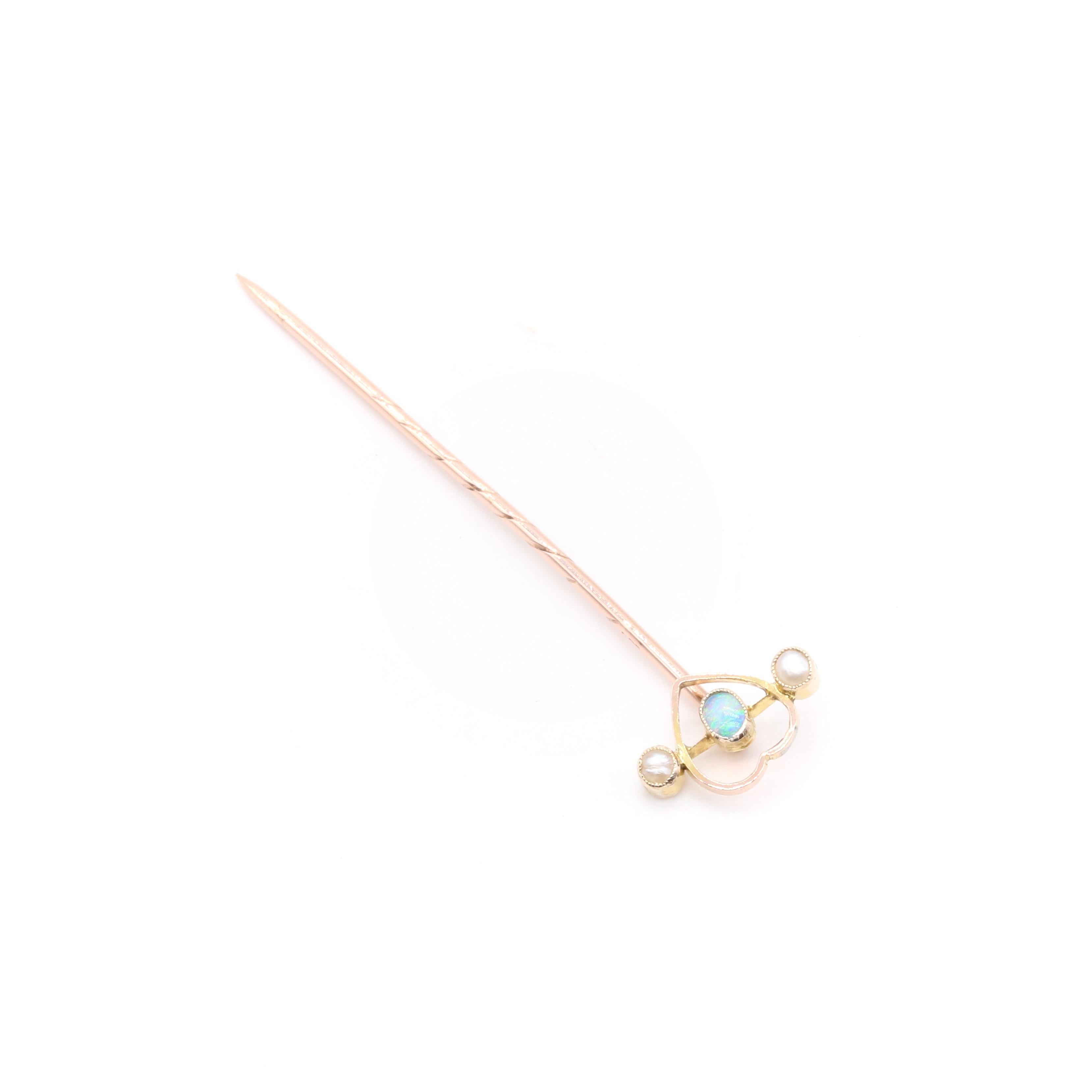 Antique Victorian 9K Yellow Gold Opal and Pearl Heart Shaped Stick Pin For Sale 3