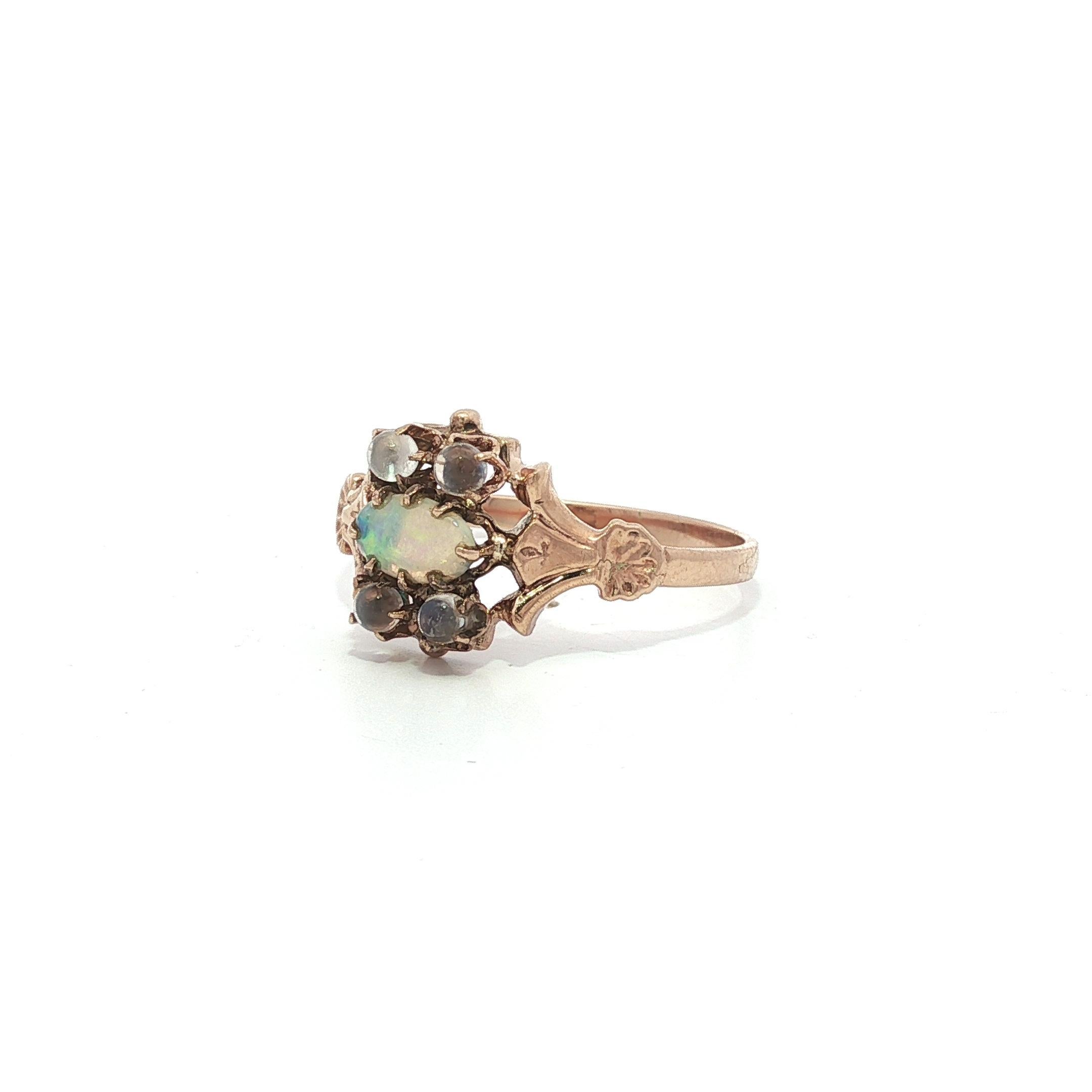 Antique Victorian 9k Yellow Gold Opal & Moonstone Foliage Ring In Good Condition For Sale In Montclair, NJ