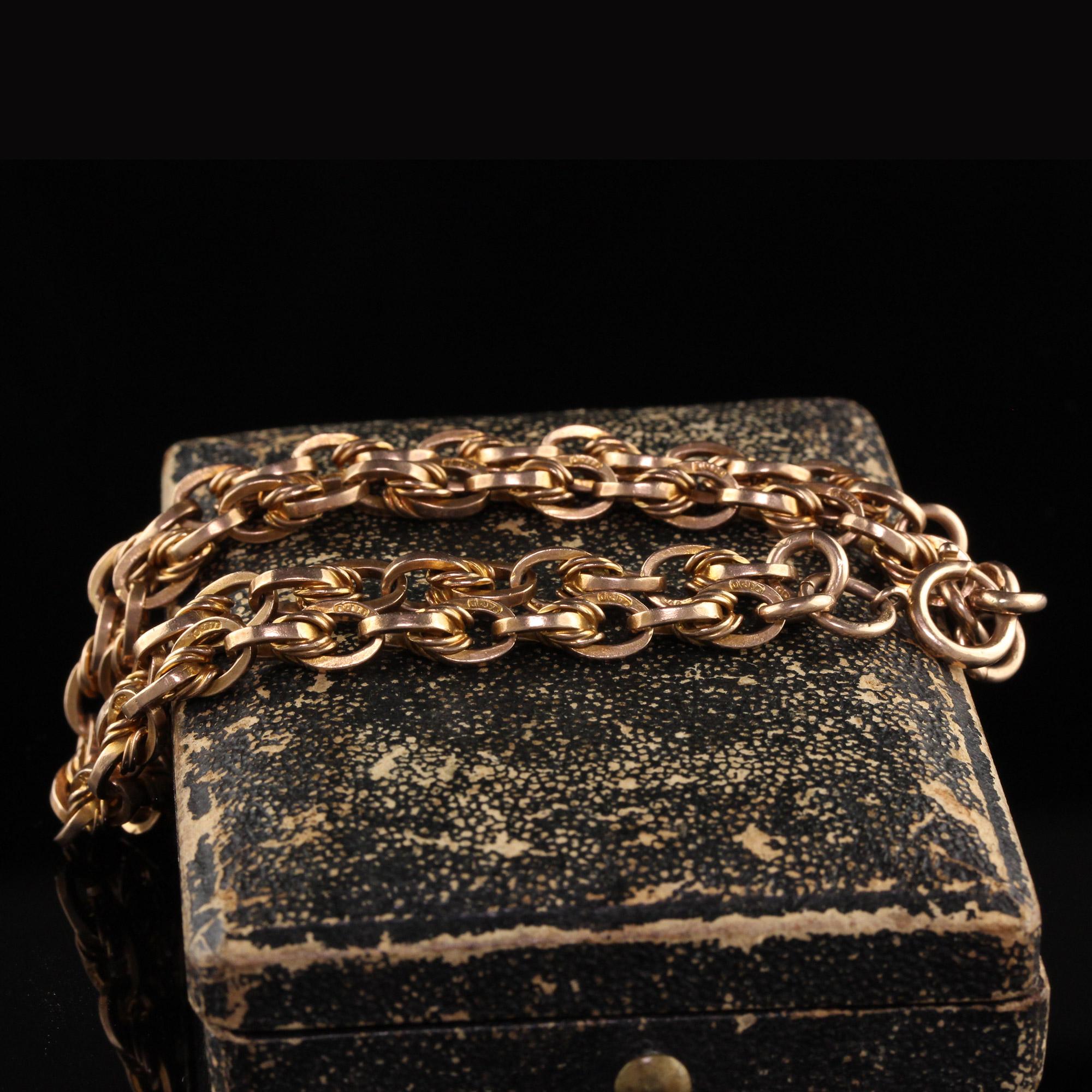 Antikes viktorianisches 9 Karat Gelbgold gedrehtes Kettenarmband (Viktorianisch) im Angebot