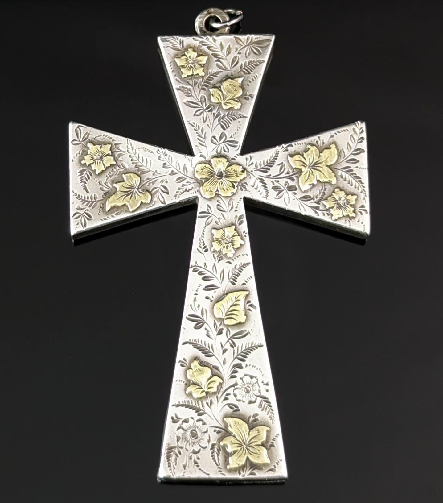 Antique Victorian Aesthetic cross pendant, sterling silver and 9k gold  For Sale 9