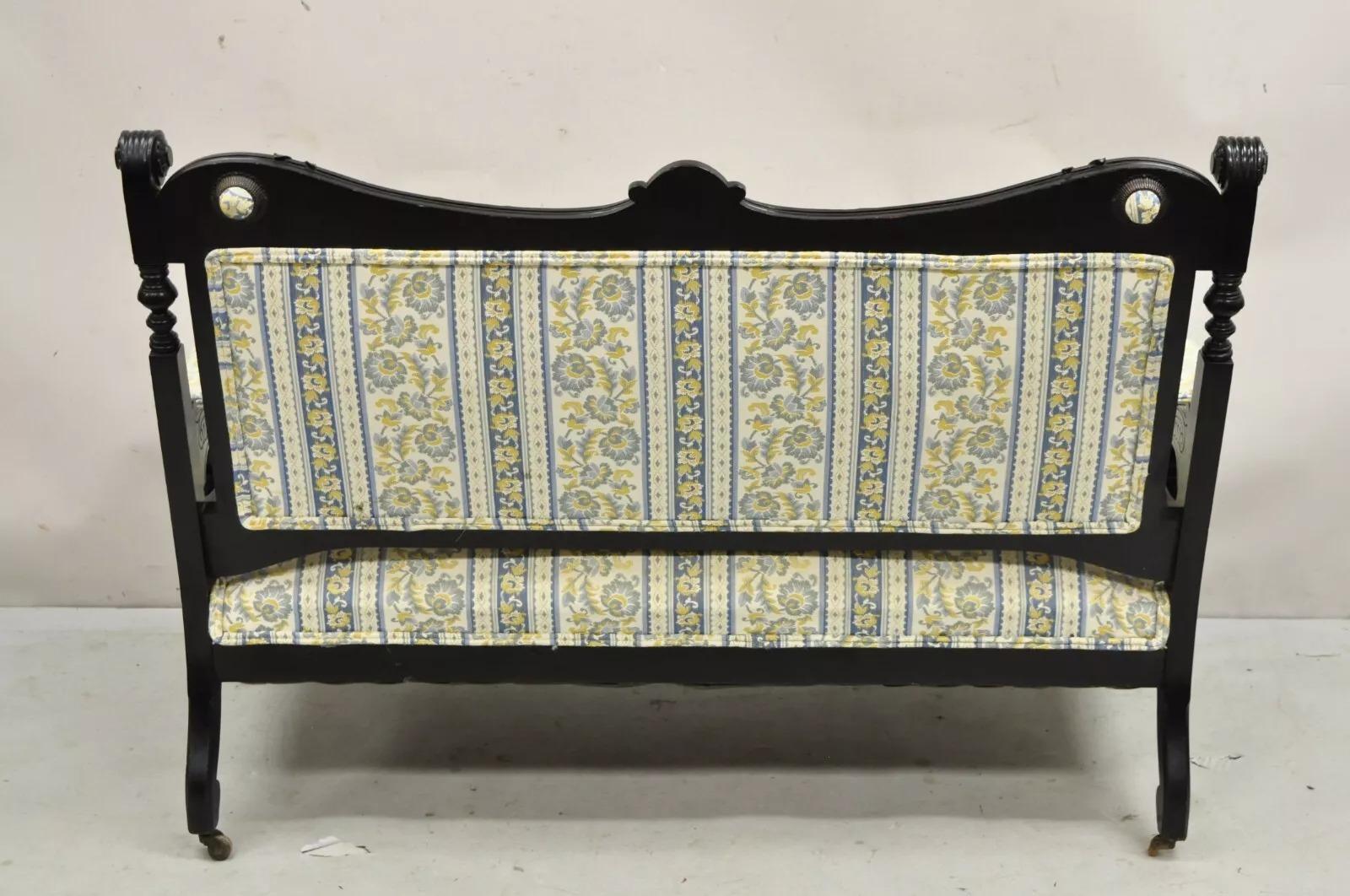 Canapé ancien Victorien Aesthetic Movement noir ébonisé Figural sculpté Loveseat en vente 3