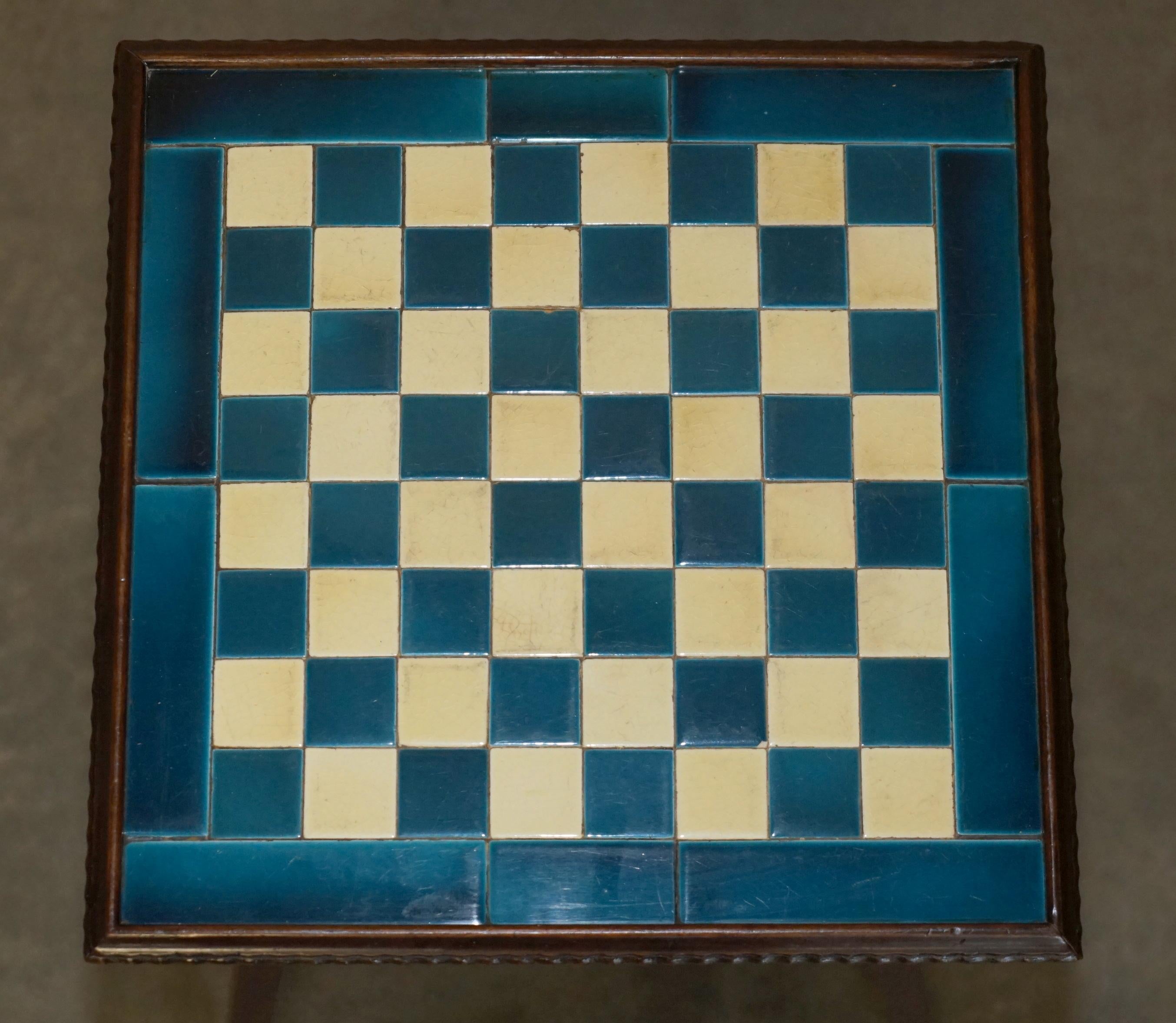 English ANTIQUE VICTORIAN AESTHETIC MOVEMENT STYLE TiLED TOP CHESSBOARD CHESS TABLE For Sale