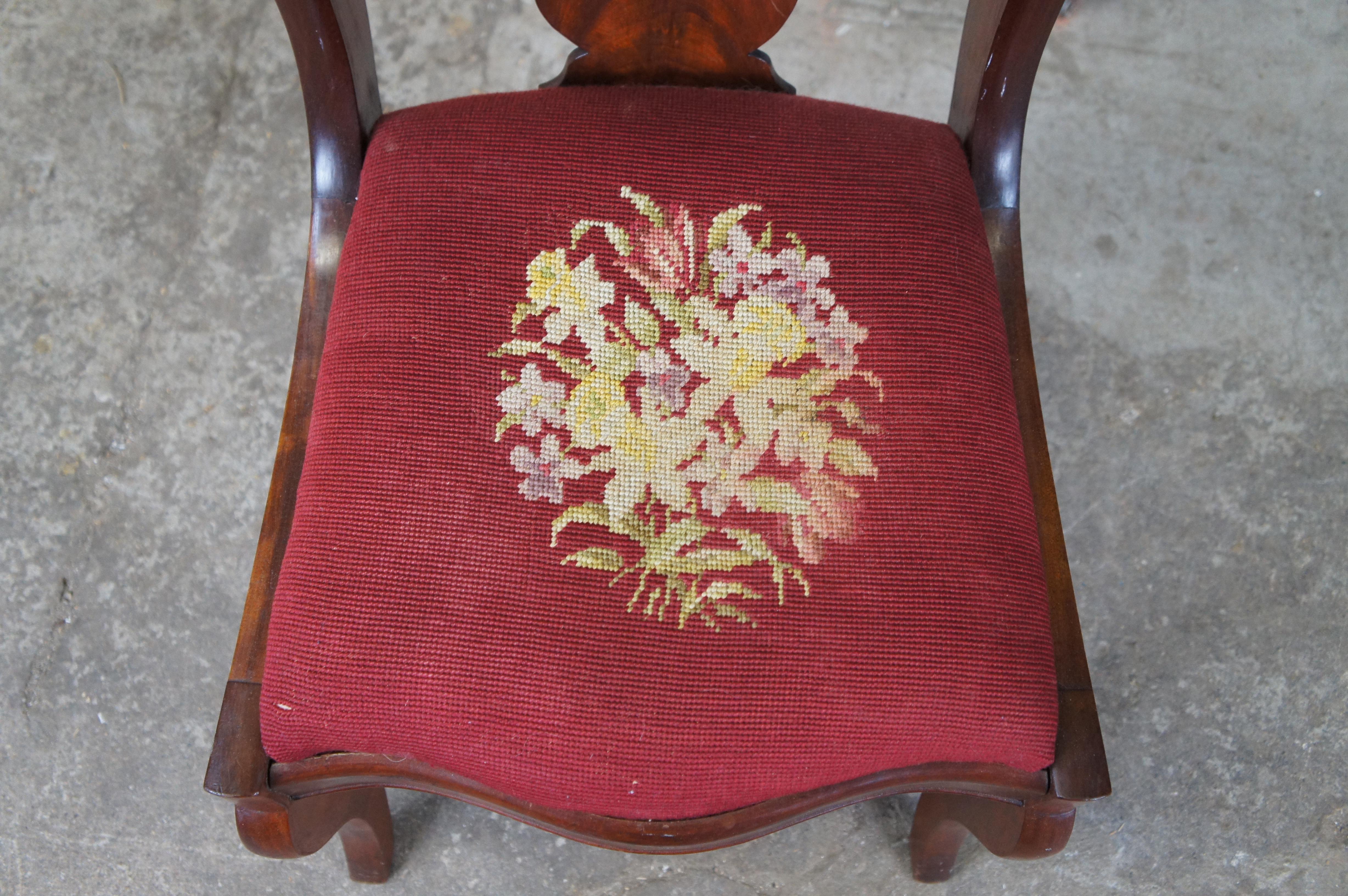 Antique Victorian American Empire Flame Mahogany Side Chair Embroidered Seat For Sale 5