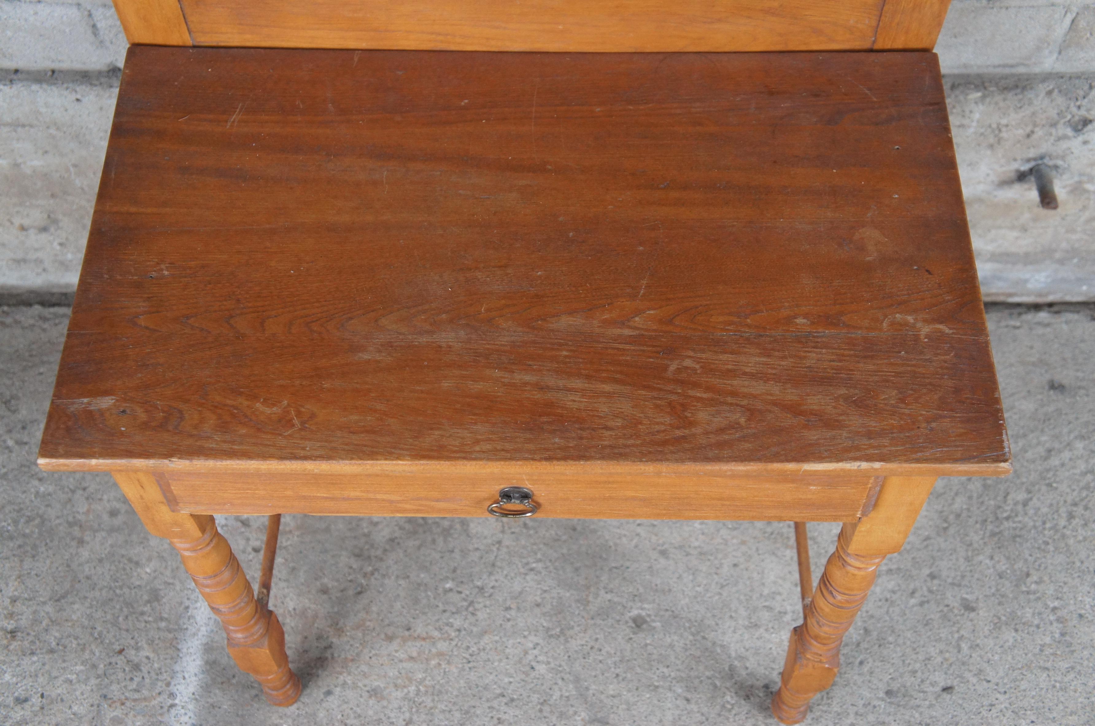 Late Victorian Antique Victorian American Oak Washstand W/ Mirror Dressing Table Shaving Stand For Sale