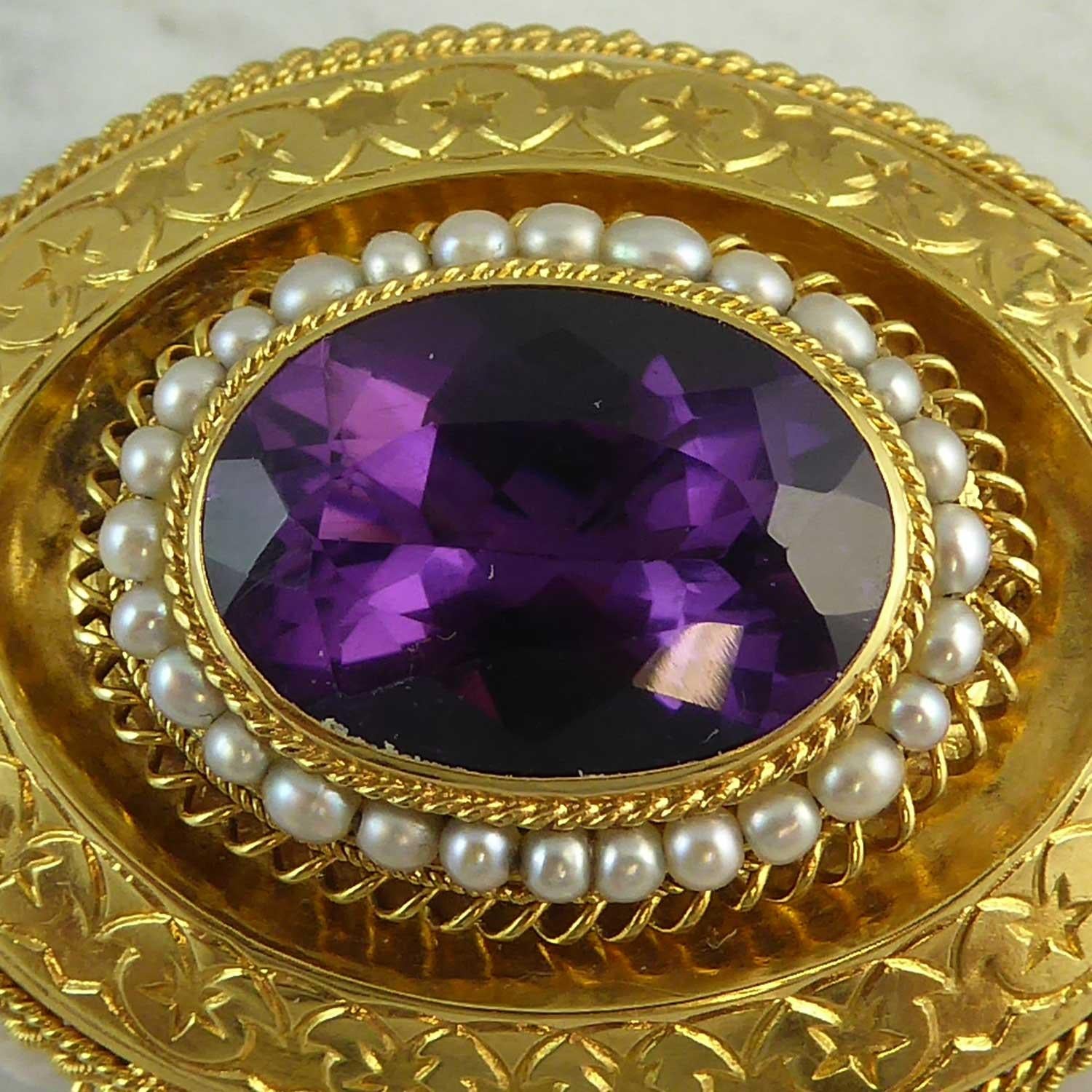 Antique Victorian Amethyst and Pearl Fringed Brooch, circa 1860s, 18 Carat Gold 6