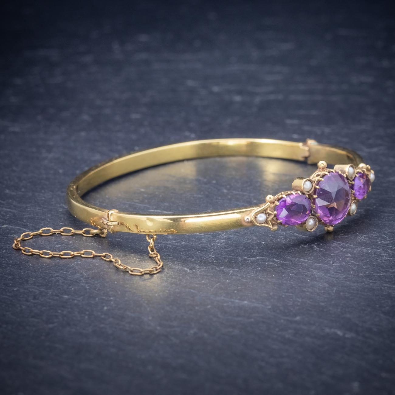 Antique Victorian Amethyst Pearl 9 Carat Gold, circa 1900 Bangle In Good Condition For Sale In Lancaster , GB
