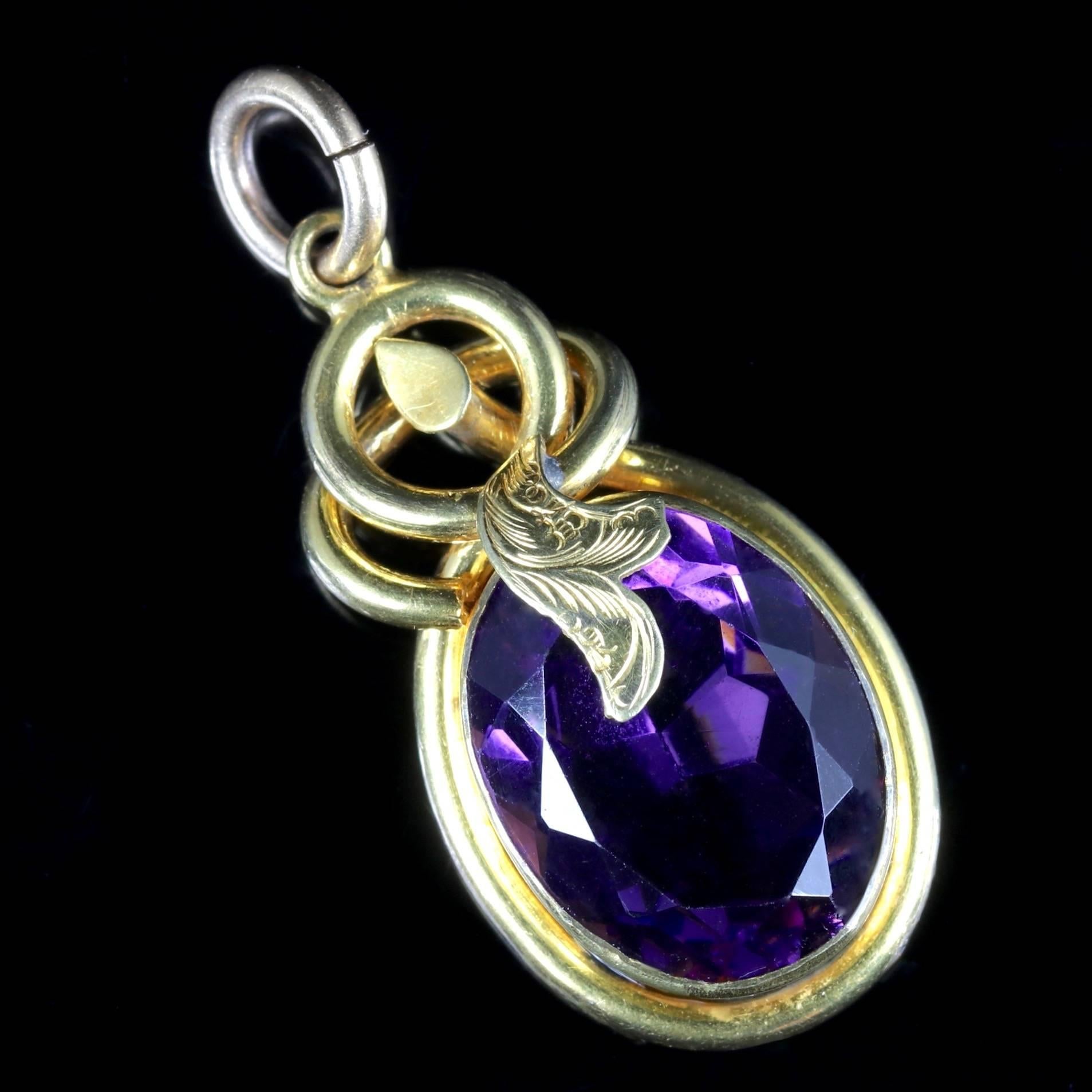 Antique Victorian Amethyst Pendant 18 Carat, circa 1870 1