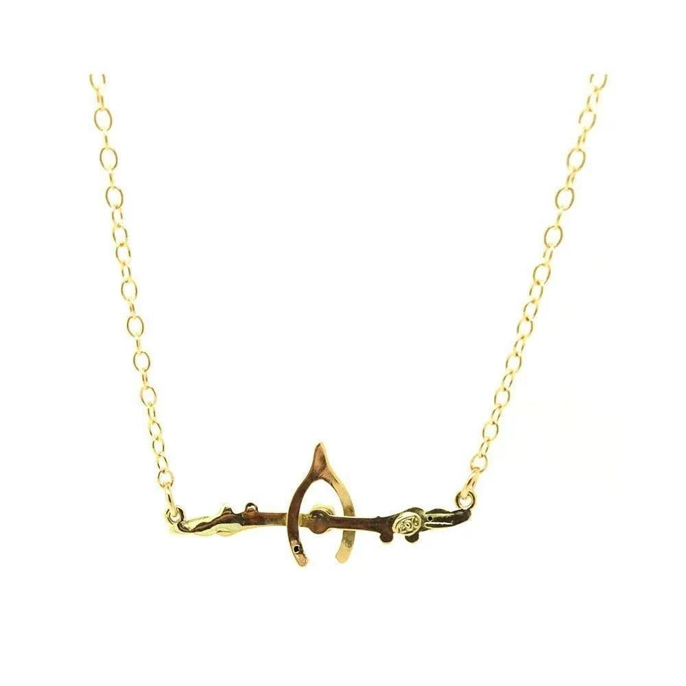 Antico pendente vittoriano in oro 9ct con una gemma ametista incastonata in una montatura in oro rosa. Questo ciondolo è stato trasformato da un'antica spilla in un ciondolo dal nostro esperto orafo di Hatton Garden.

Il ciondolo raffigura un osso