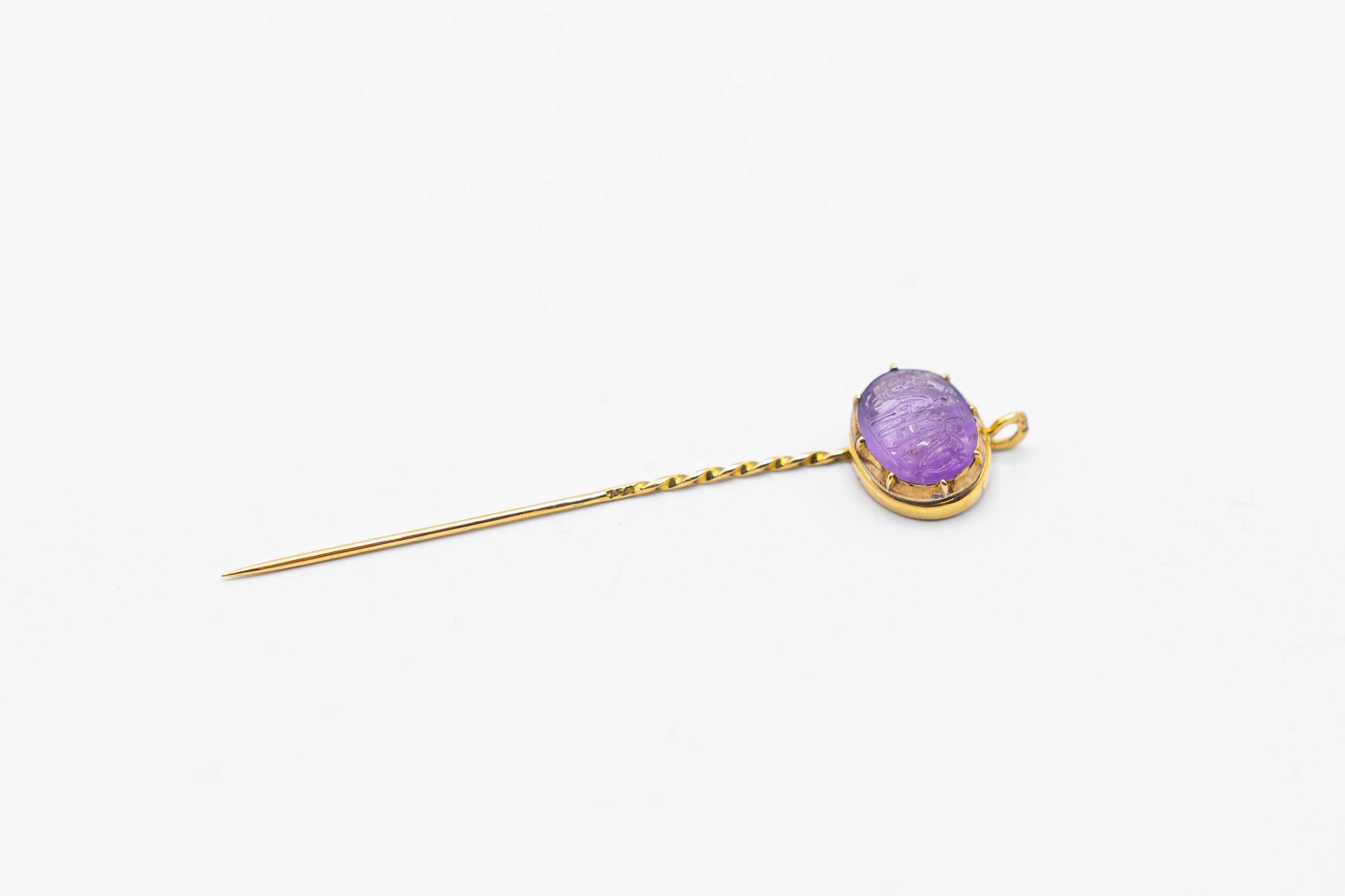 Antique Victorian Amethysts Lapel Stick Pin in 18 Karat Gold For Sale 5