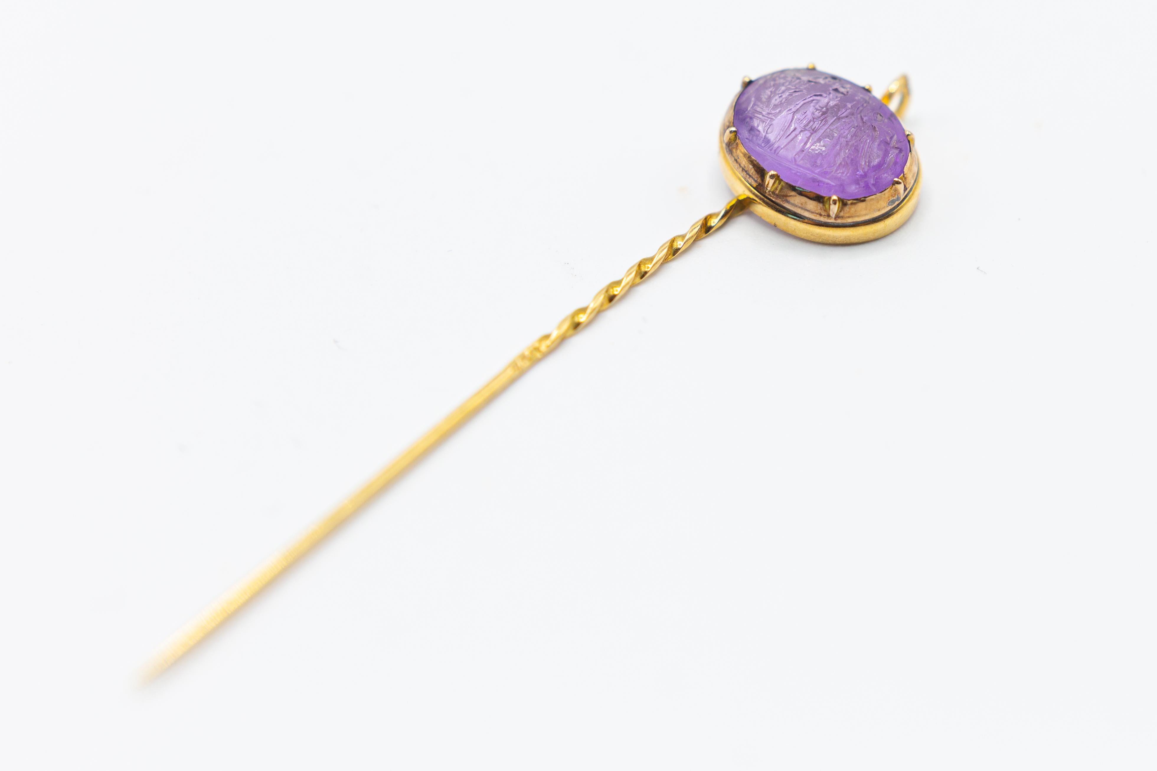 Men's Antique Victorian Amethysts Lapel Stick Pin in 18 Karat Gold For Sale