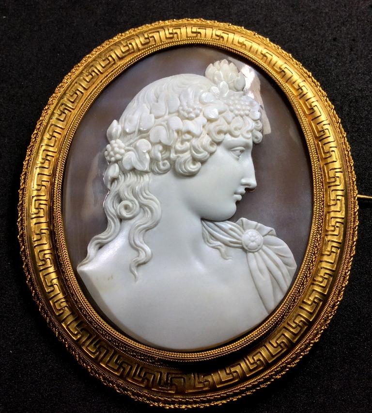 Antique Victorian Antinous Vertumnus Shell Cameo Brooch For Sale 2