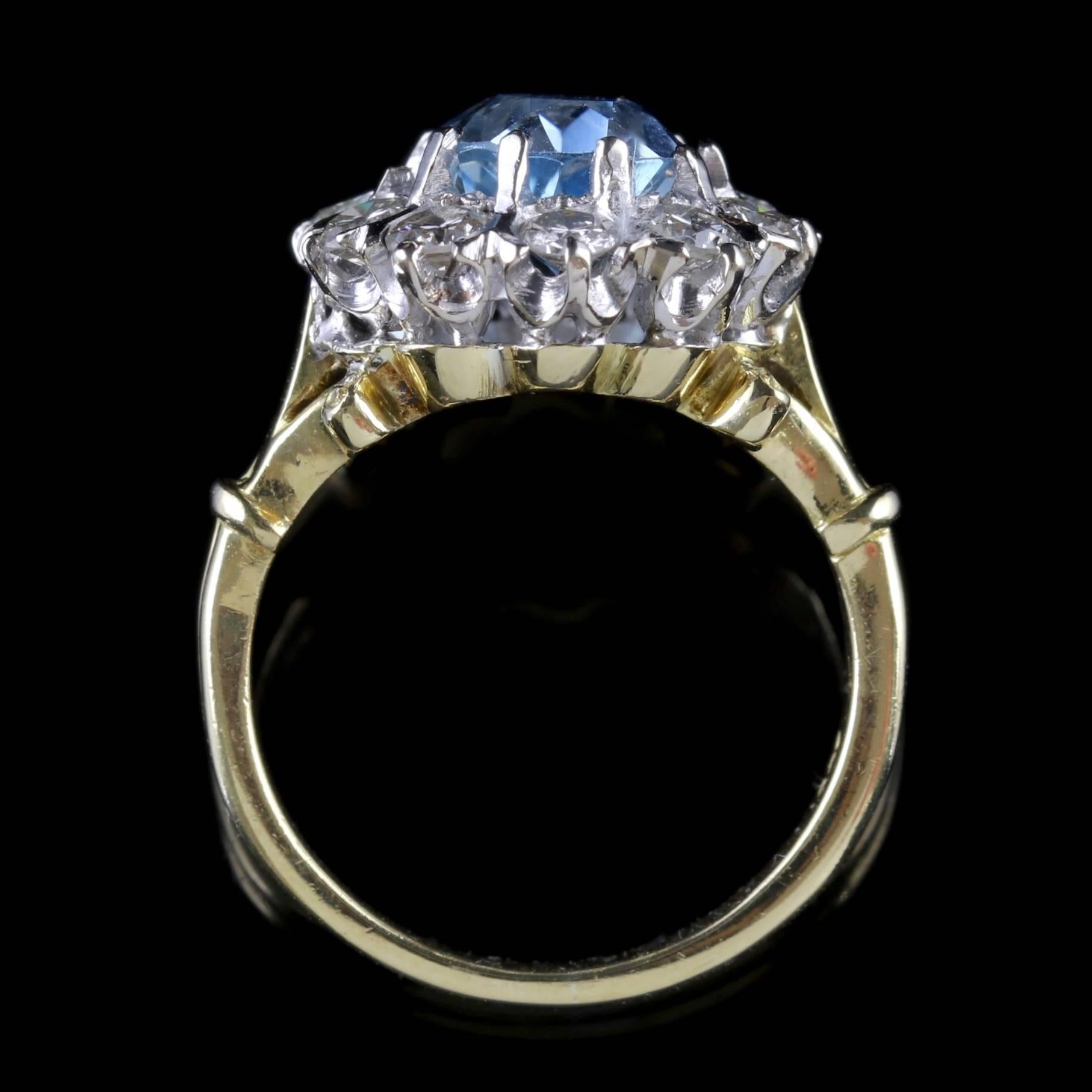 Antique Victorian Aquamarine Cluster Ring Diamond 18 Carat Gold, circa 1900 2
