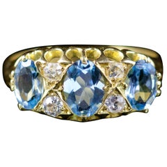 Antique Victorian Aquamarine Diamond Ring 18 Carat Gold, circa 1880