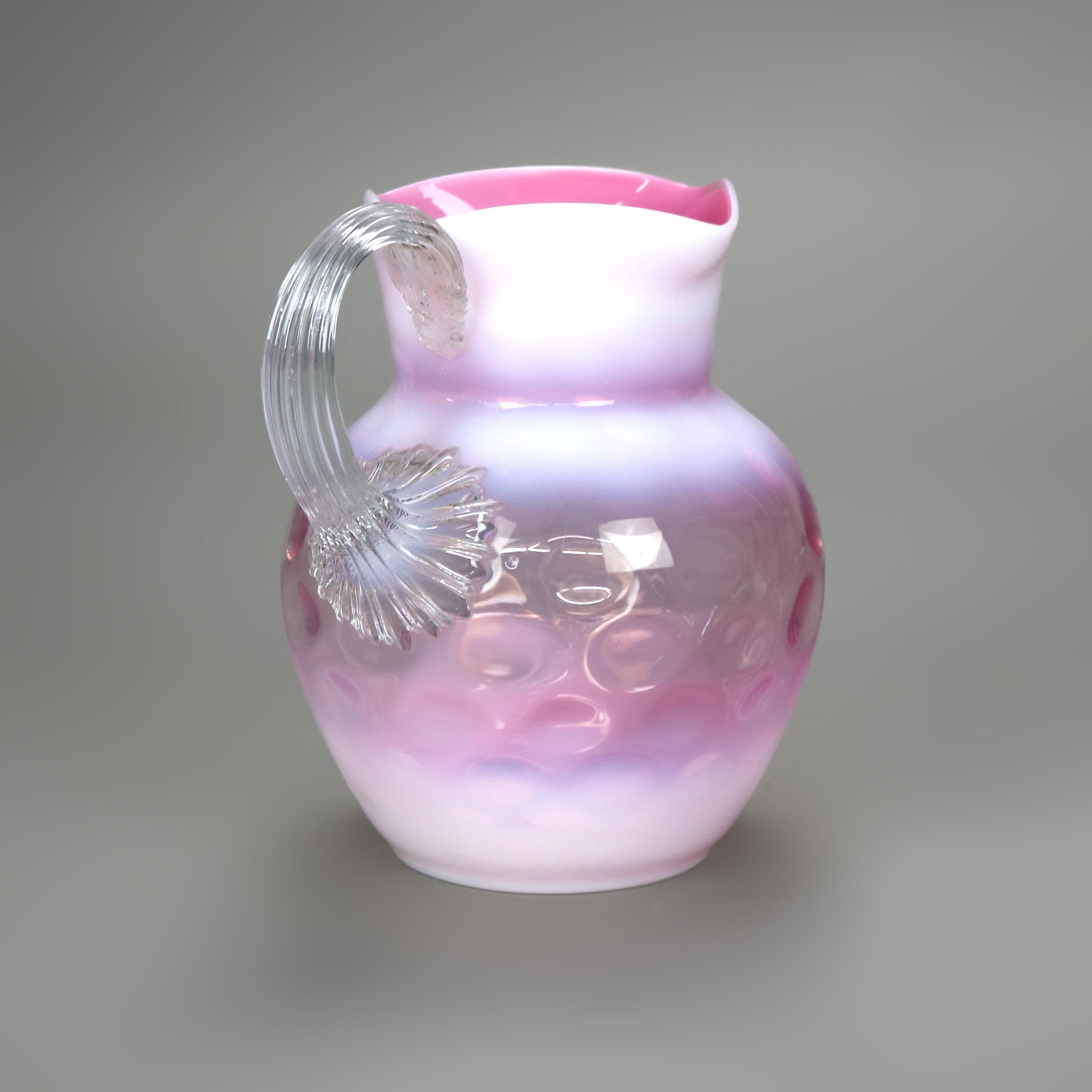 Pichet à eau canneberge en verre d'art victorien antique opalescent Bon état - En vente à Big Flats, NY