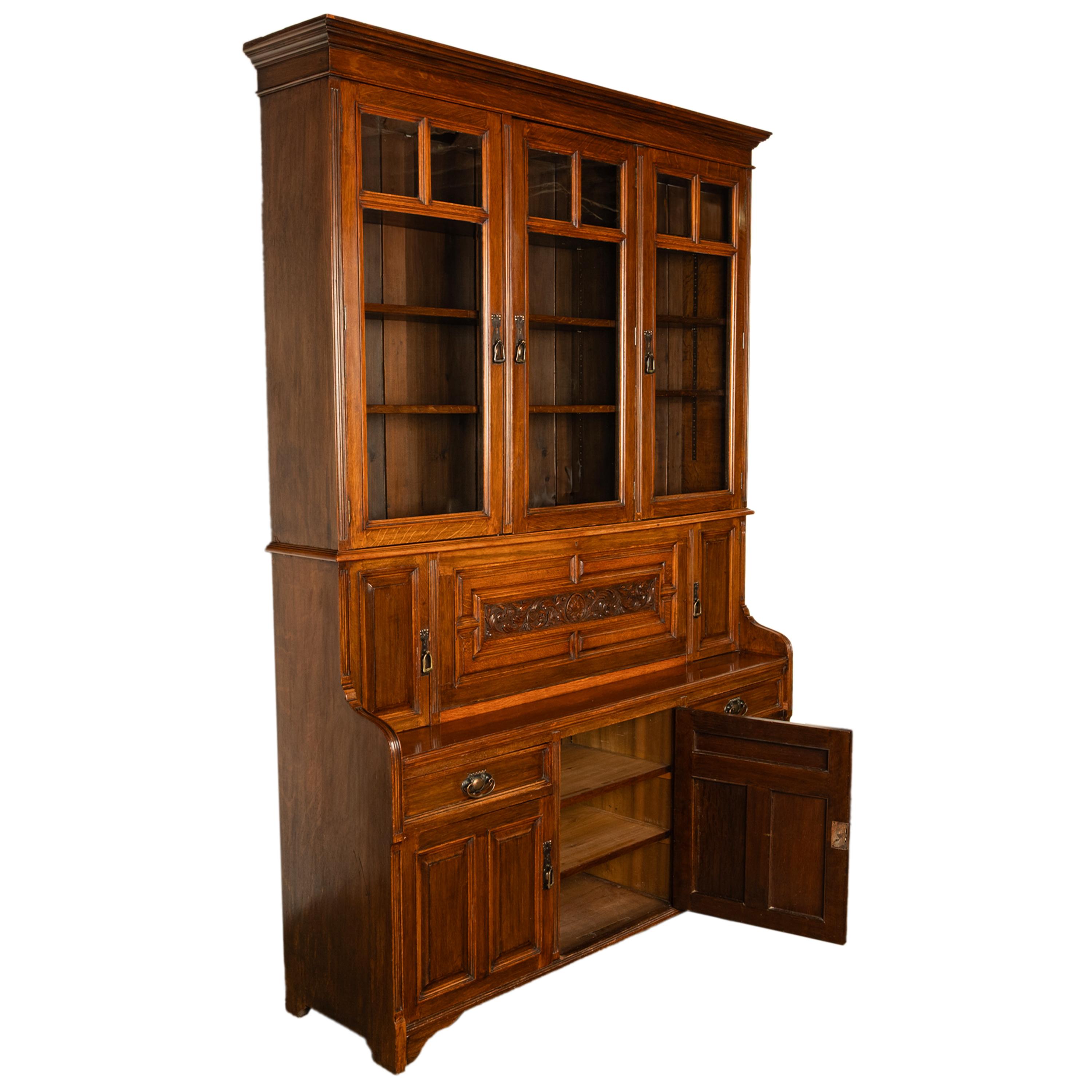 Ancienne bibliothèque secrétaire en chêne sculpté Art Nouveau victorien, 1890 en vente 5