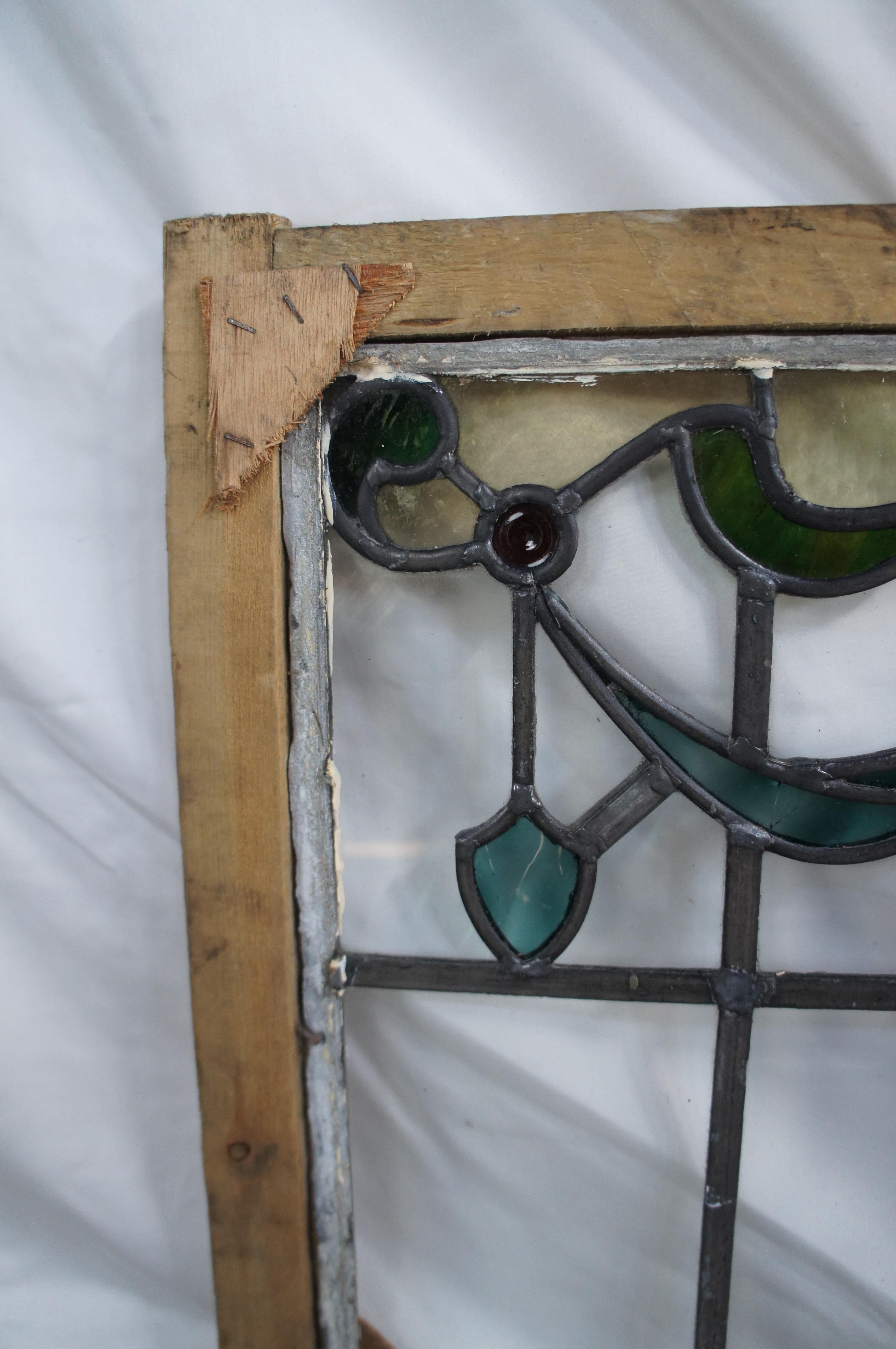 Vidriera emplomada antigua Victoriana Art Nouveau Panel Floral Enmarcado en venta 2