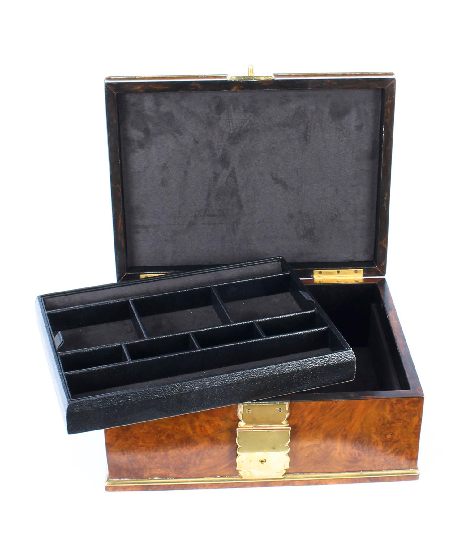 Leather Antique Victorian Aspreys Burr Walnut Casket Jewelry Box, 19th Century