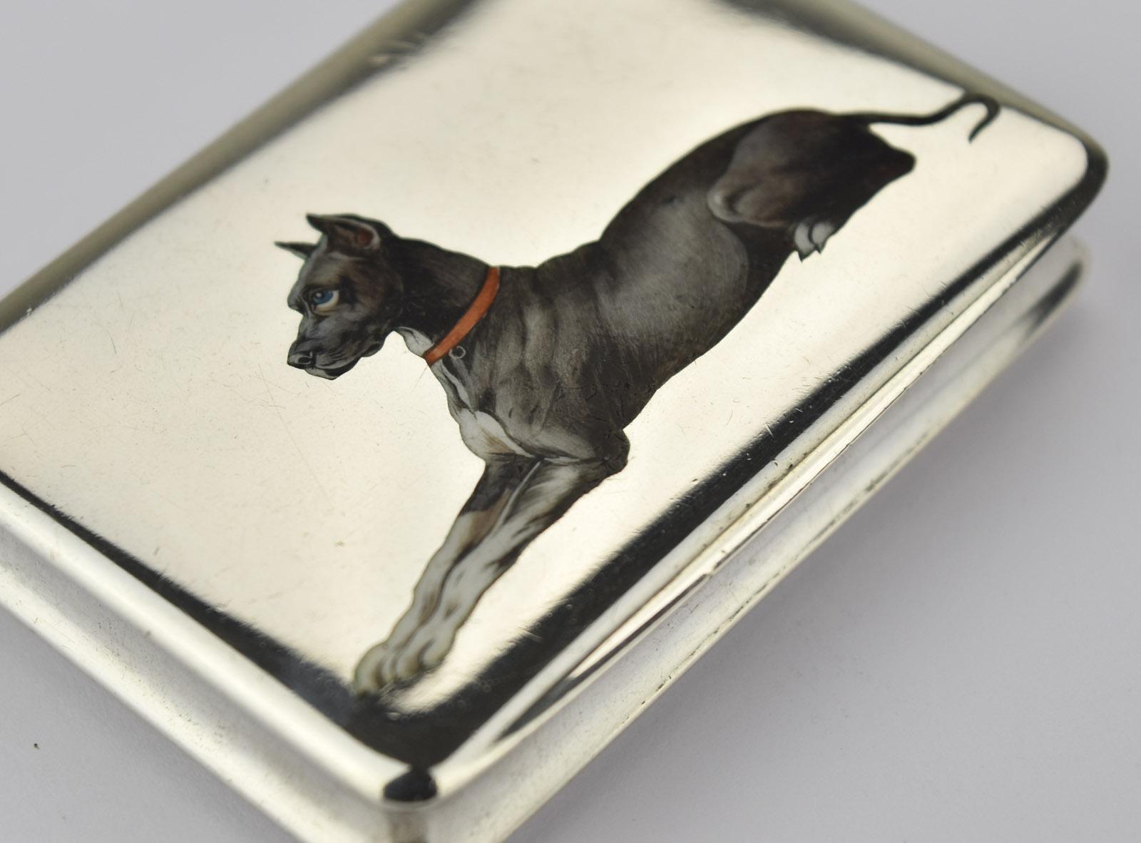 Ancienne Tabatière Victorienne Autrichienne 0.800 Silver & Enamel Mastiff Dane Dog en vente 6