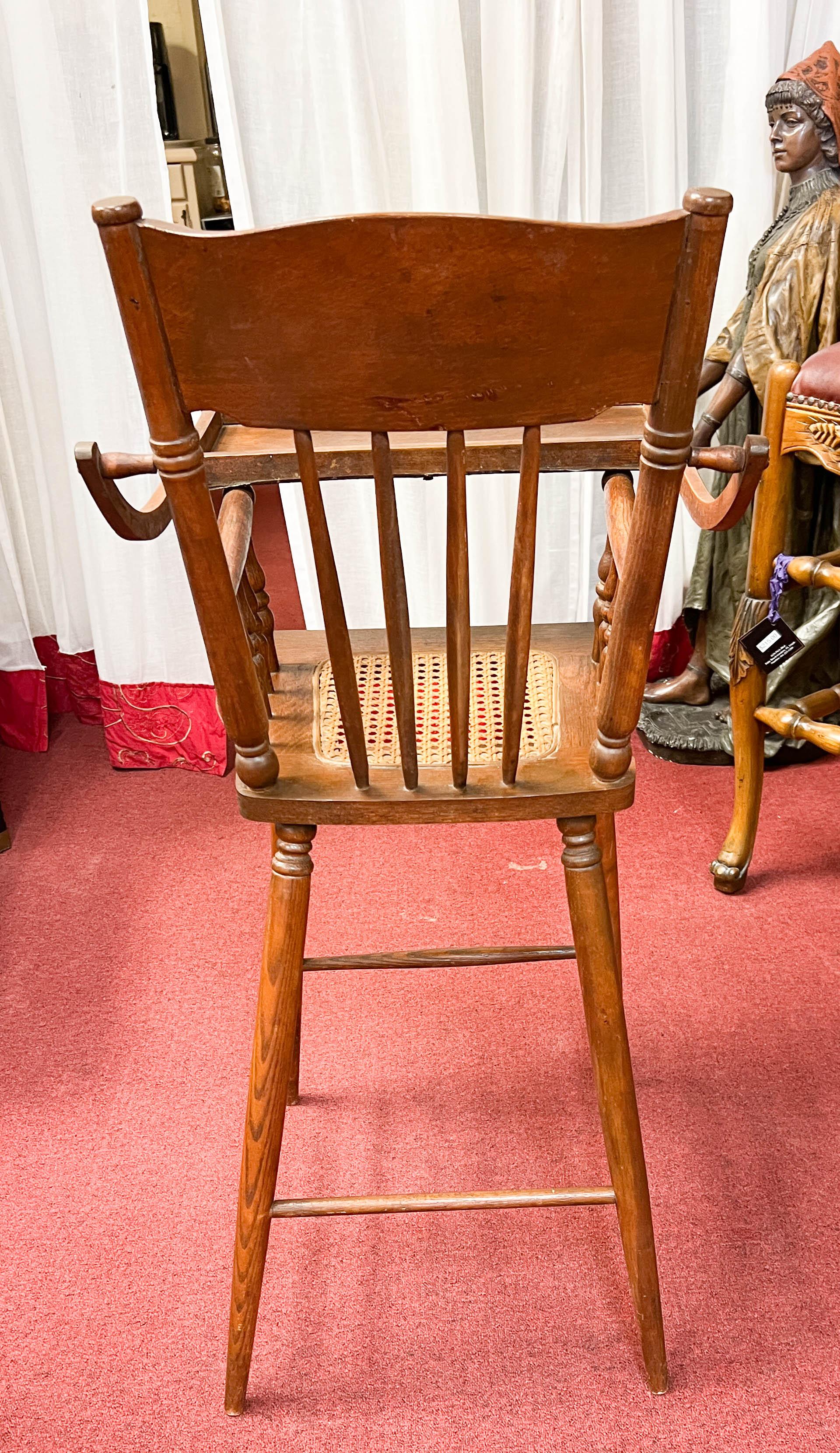 Antiker viktorianischer Baby-Hoher Stuhl im Angebot 12