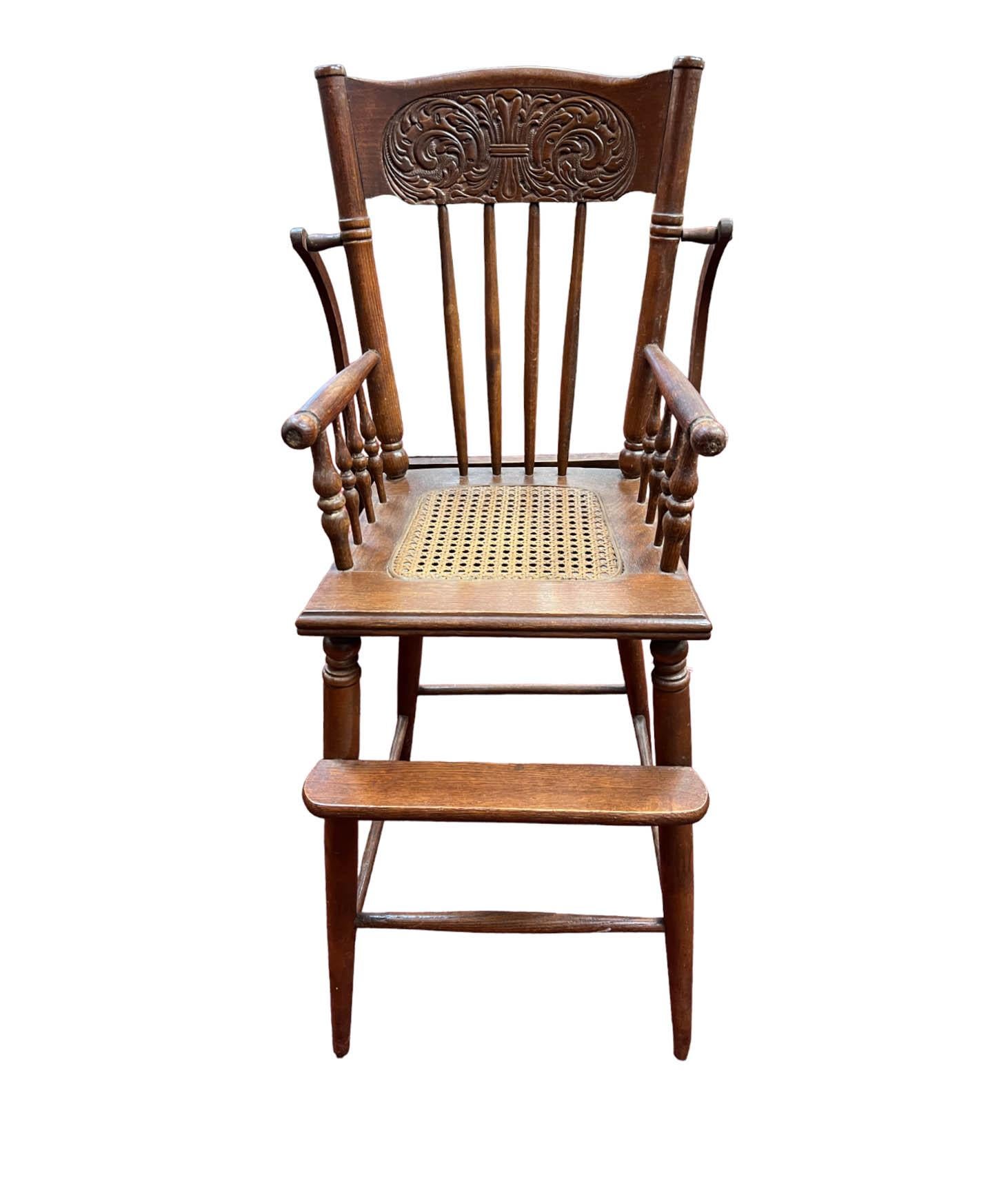 Anglais Chaise haute pour bébé victorienne ancienne en vente