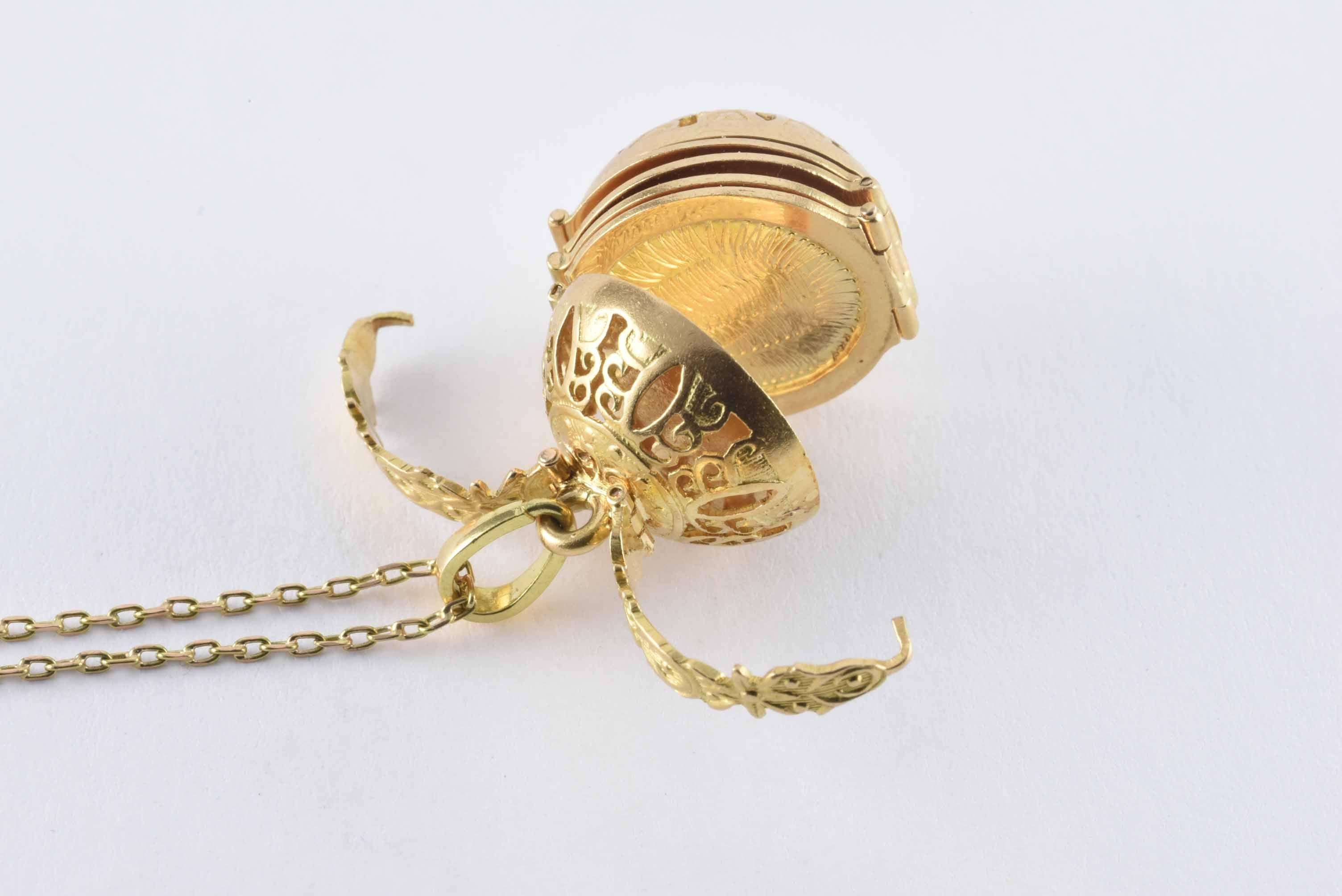 Antique Victorian Ball Locket Necklace 1