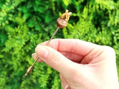 Spilla antica vittoriana a fascia in agata e oro giallo