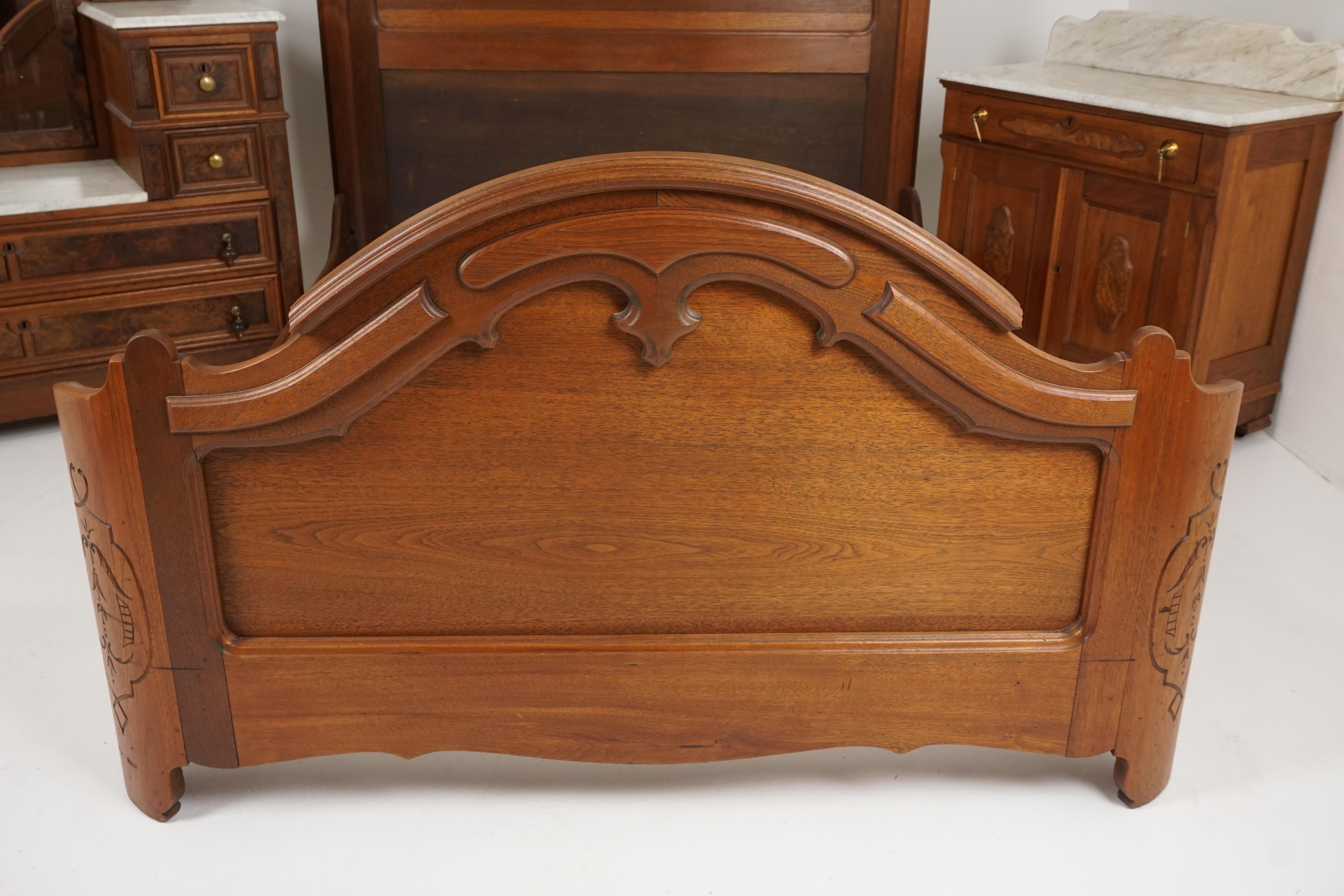 Antique Victorian bed frame, walnut double bed and rails, East Lake, American 1880, B2516

American 1880
Solid walnut
Original finish
Tall headboard with carved pediment to the top
Solid paneled back with carved inset
Foot board has a shaped