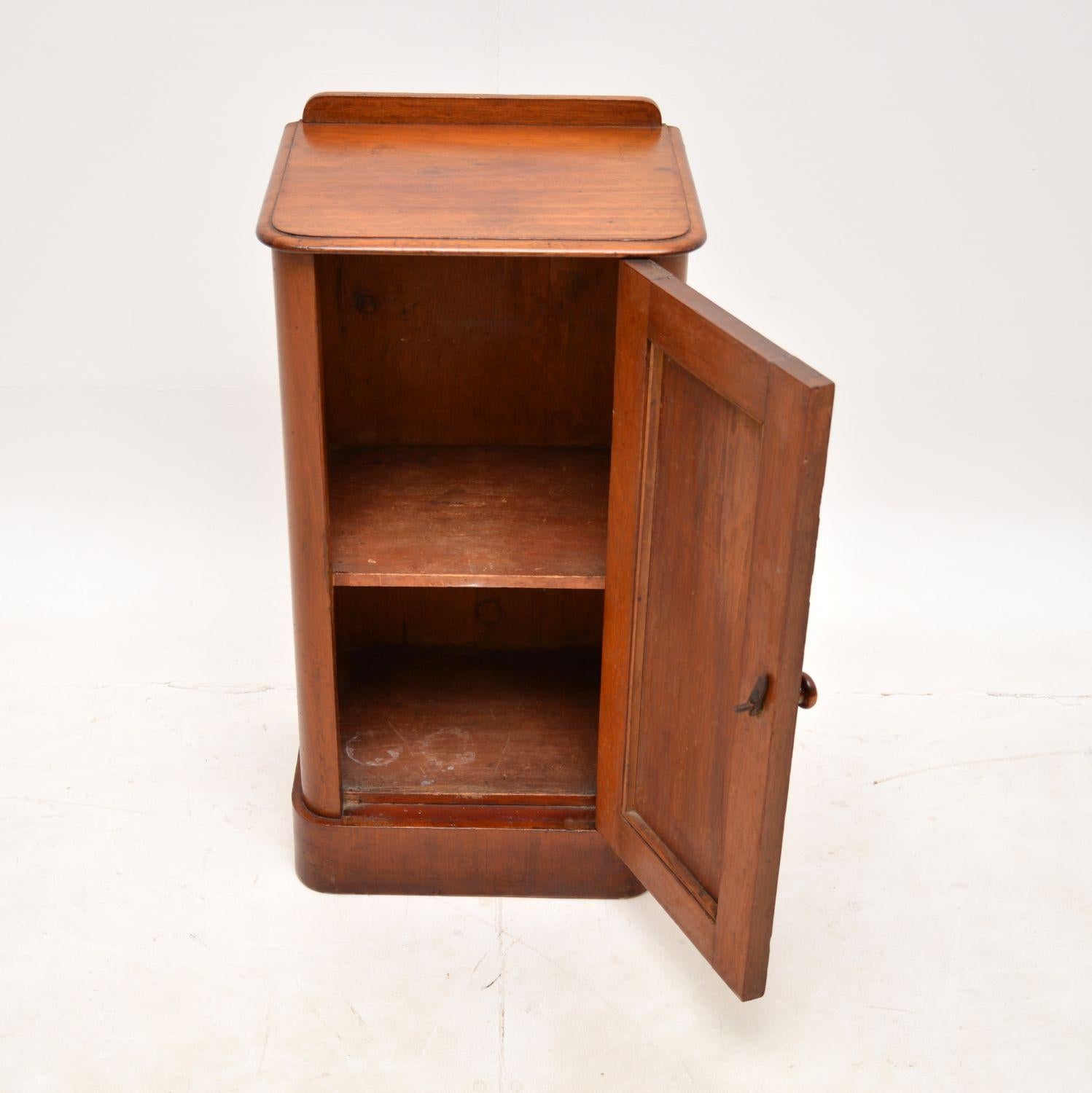 Antique Victorian Bedside Cabinet For Sale at 1stDibs