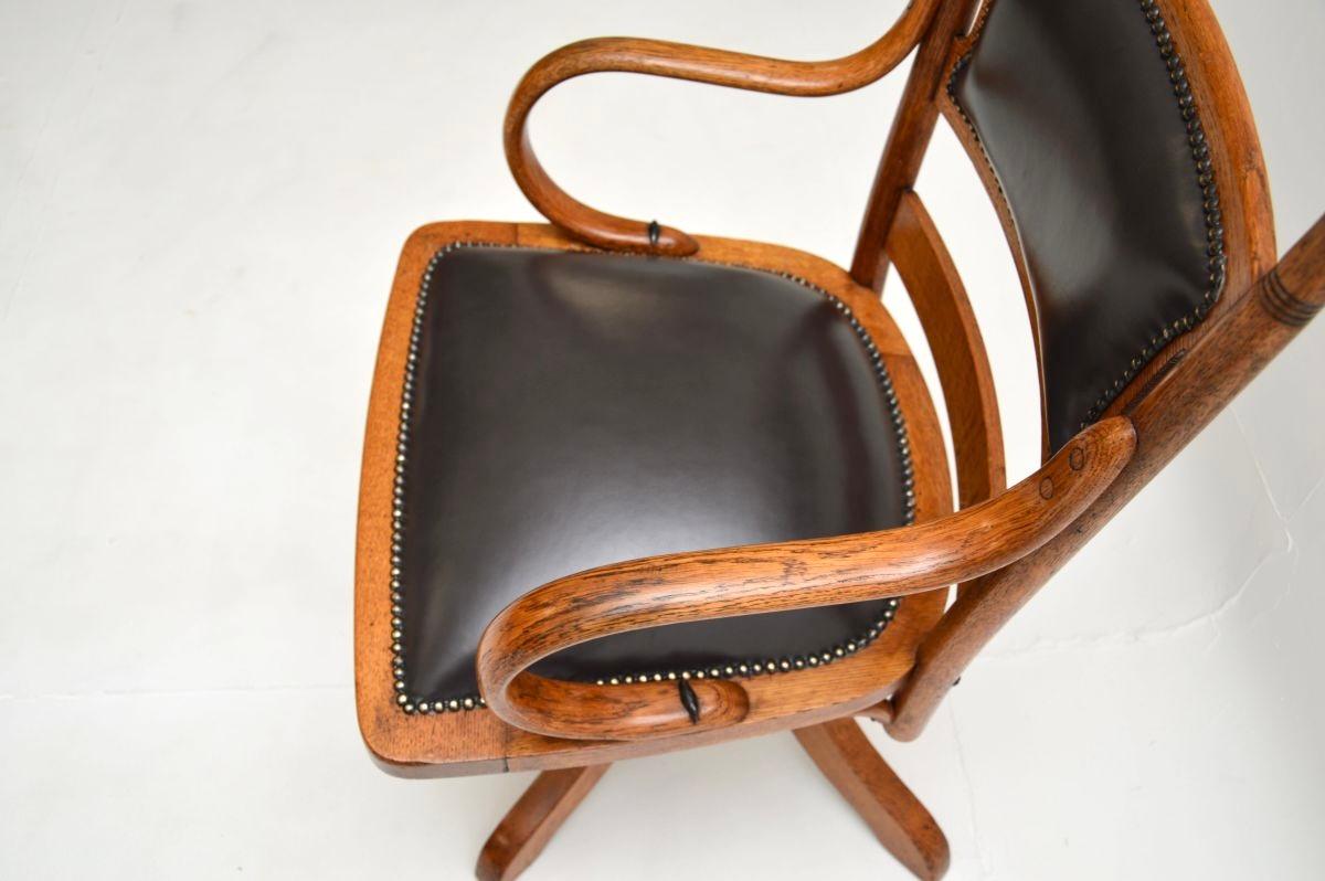 Antique Victorian Bentwood and Leather Swivel Desk Chair For Sale 4