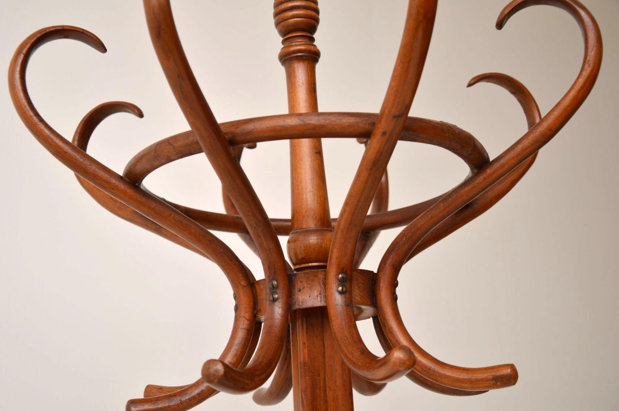 Premier Housewares BY PRIME FURNISHING Victorian Reproduction Bentwood Hat Coat & Umbrella Stand WALNUT 