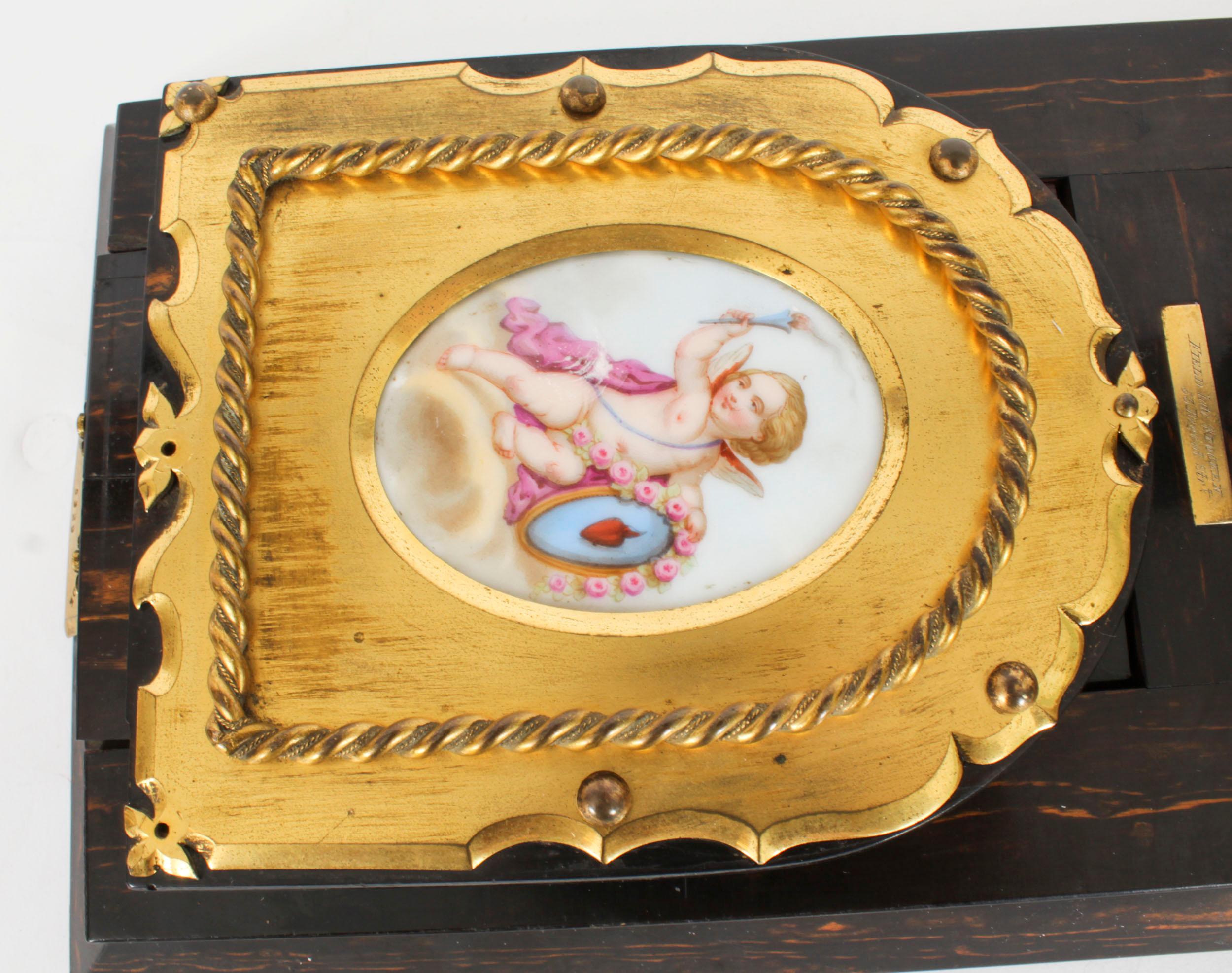Antike viktorianische Betjemann's Porzellan-Coromandel-Buchschiene aus dem 19. Jahrhundert (Vergoldet) im Angebot