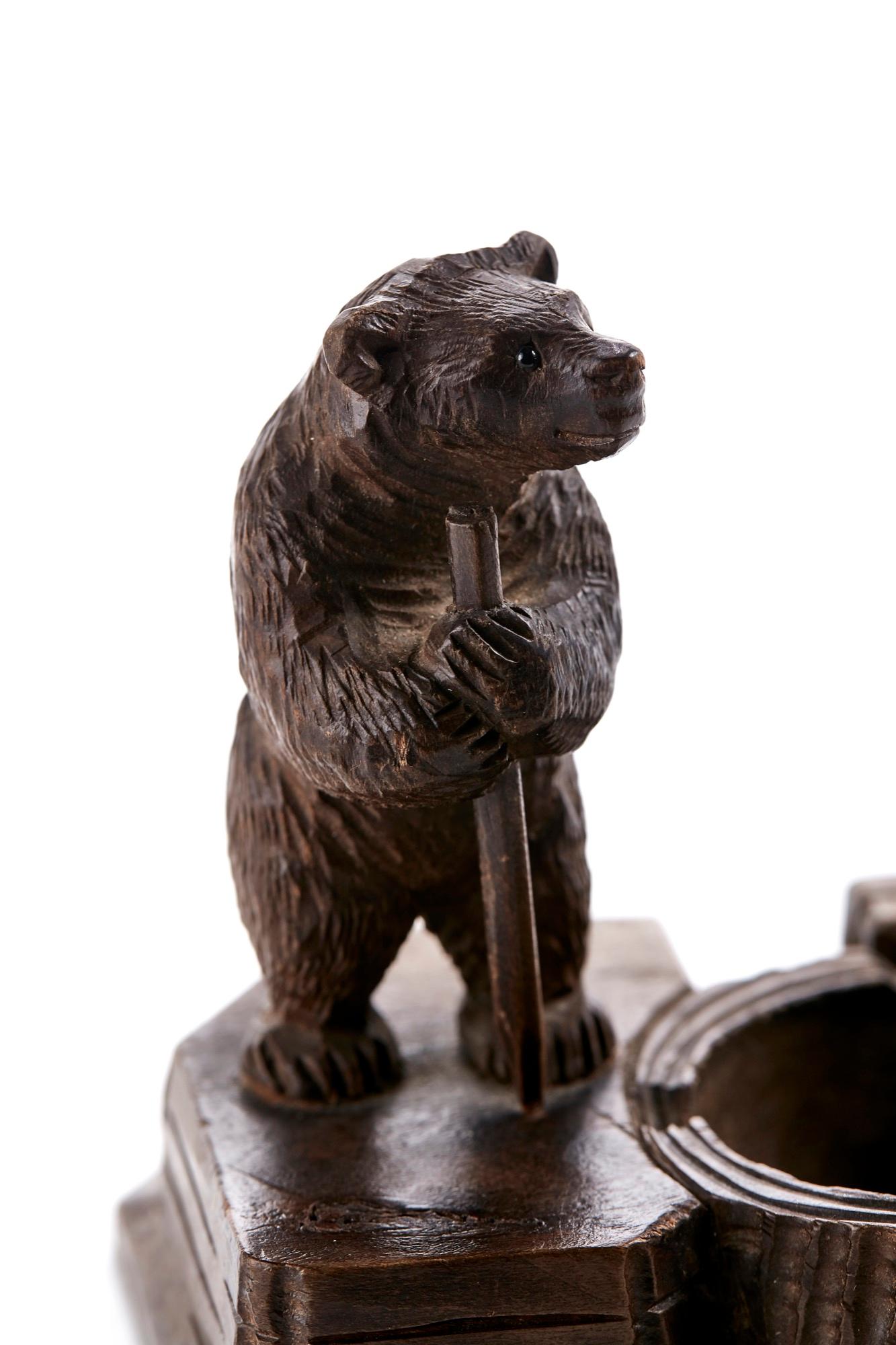 Ancien support d'allumettes victorien en forme d'ours sculpté de la Forêt Noire Bon état - En vente à Suffolk, GB