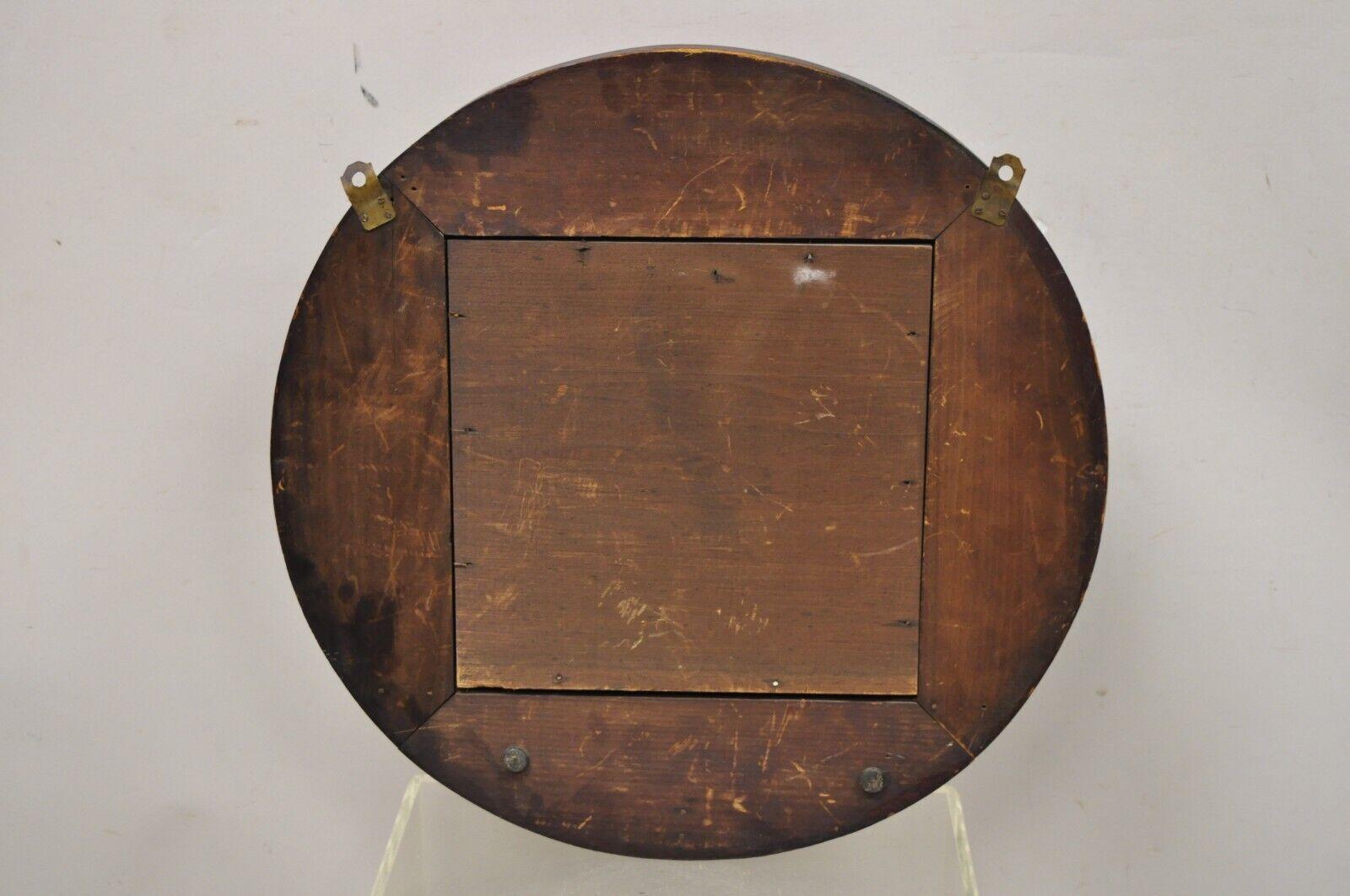 Ancien cabinet de curiosité victorien à miroir rond sculpté dans la forêt noire en vente 3