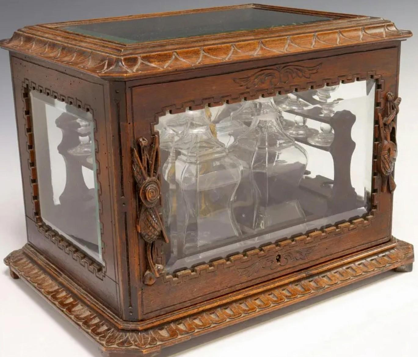 Antique Victorian Black Forest Carved Wood & Glass Cave a Liqueur Tantalus Box  In Good Condition For Sale In Forney, TX